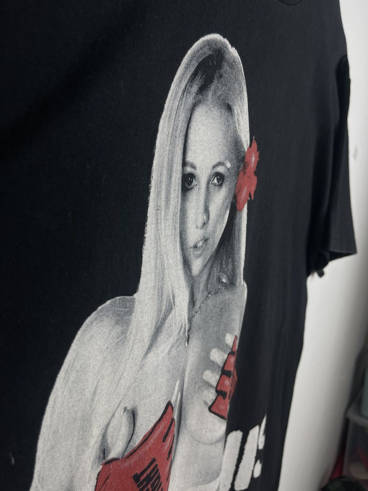 If Six Was Nine HUSTLER Magazine Sexy woman naked Tee Tshirt Size US XL / EU 56 / 4 - 7 Thumbnail