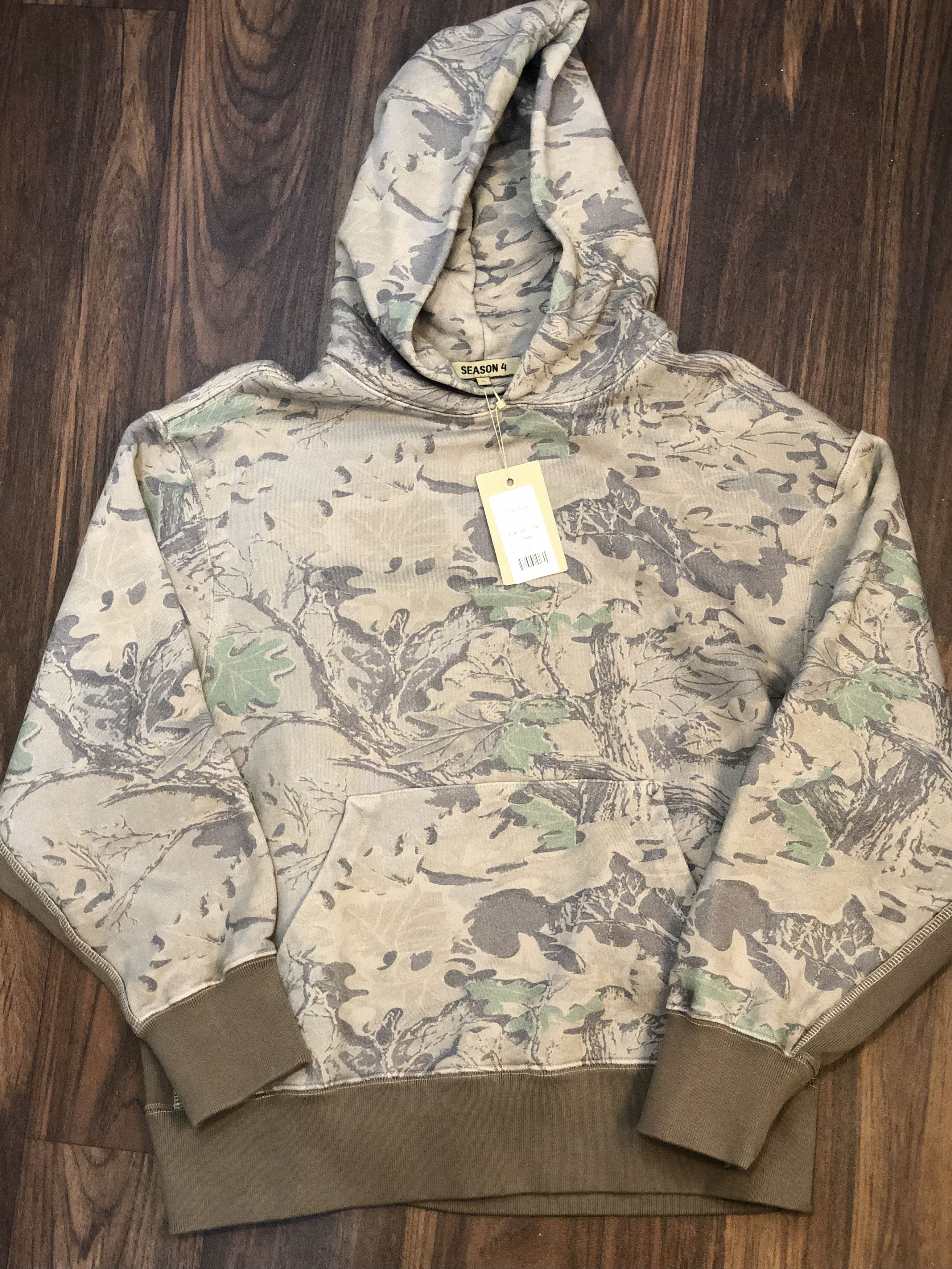 トップス YEEZY CAMOUFLAGE BOXY FIT HOODIE M YEEZY CAMOUFLAGE BOXY FIT HOODIE M