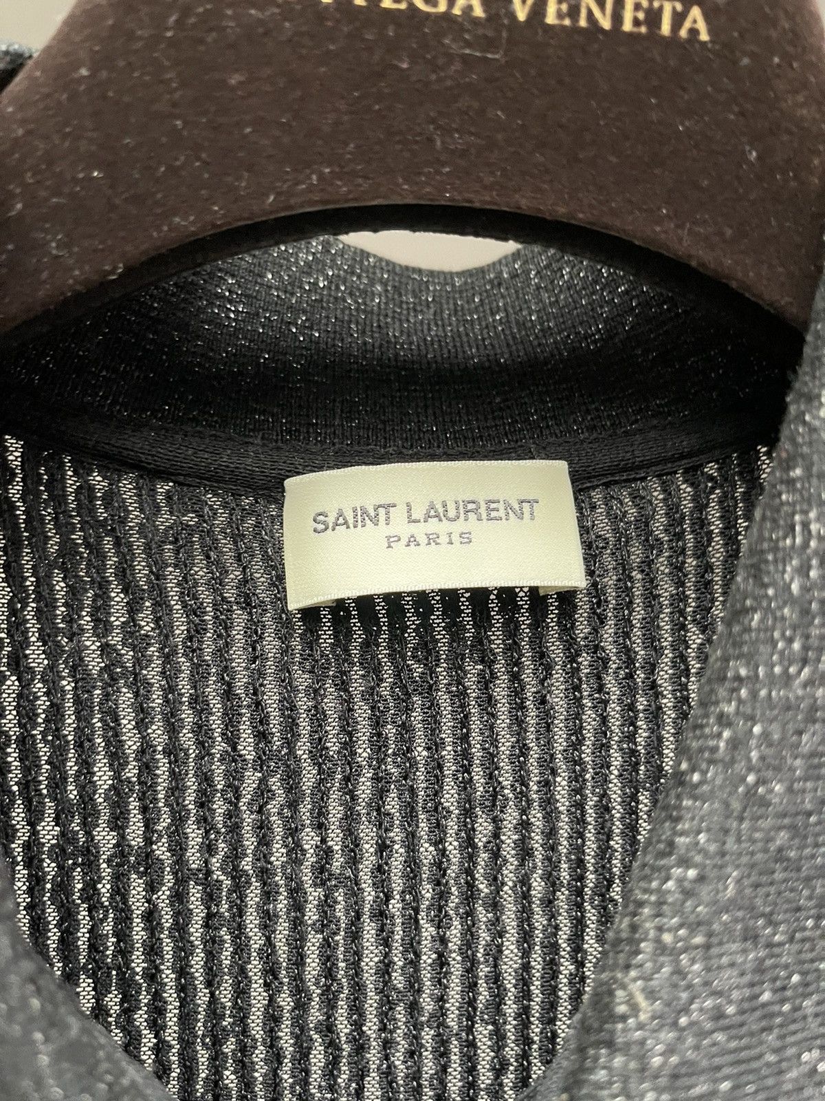 VidÃ©othÃ¨que - saint laurent sequin polo