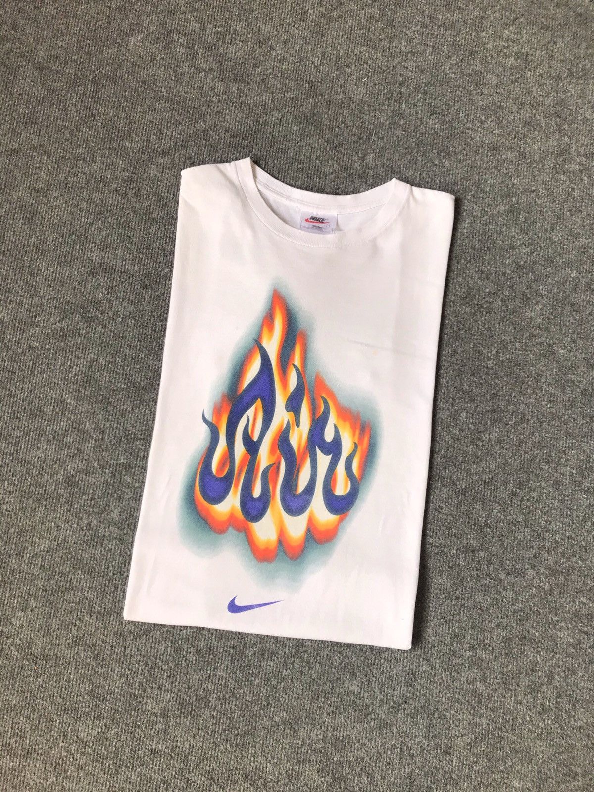 Nike air bakin outlet shirt