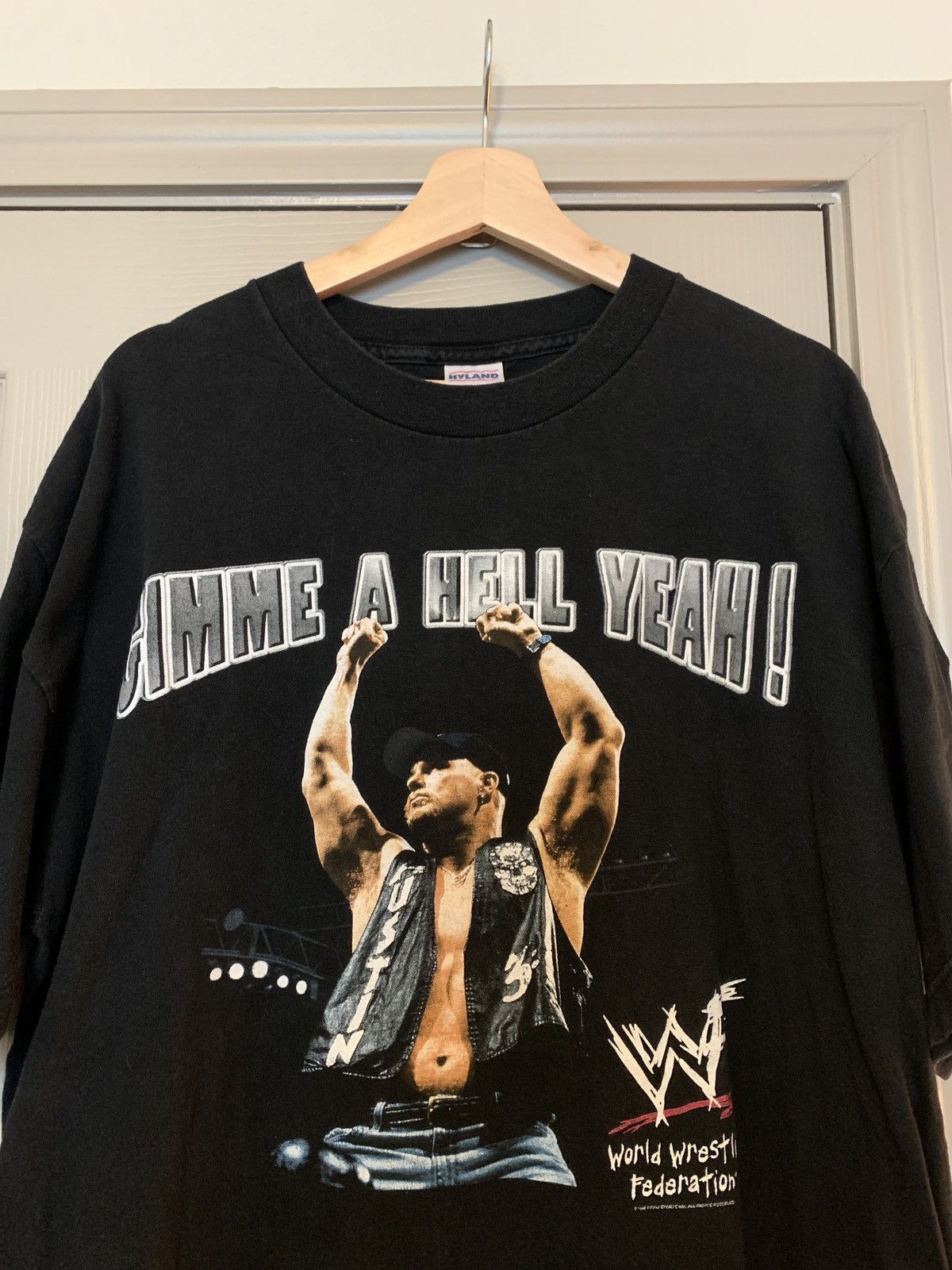 VINTAGE 1998 WWF Stone Cold Steve Austin top Give Me A Hell Yeah! 90s HYLAND SHIRT L