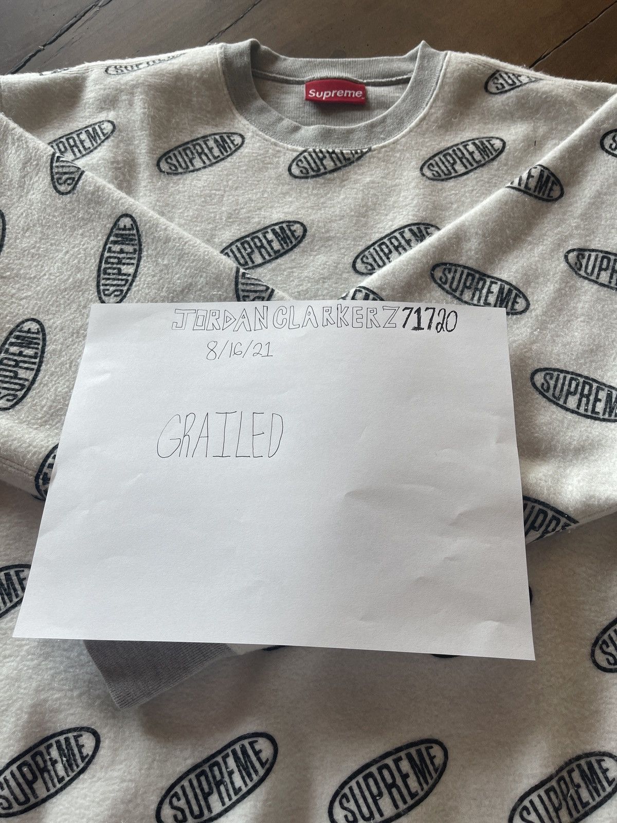 Popular Supreme liner crewneck Medium