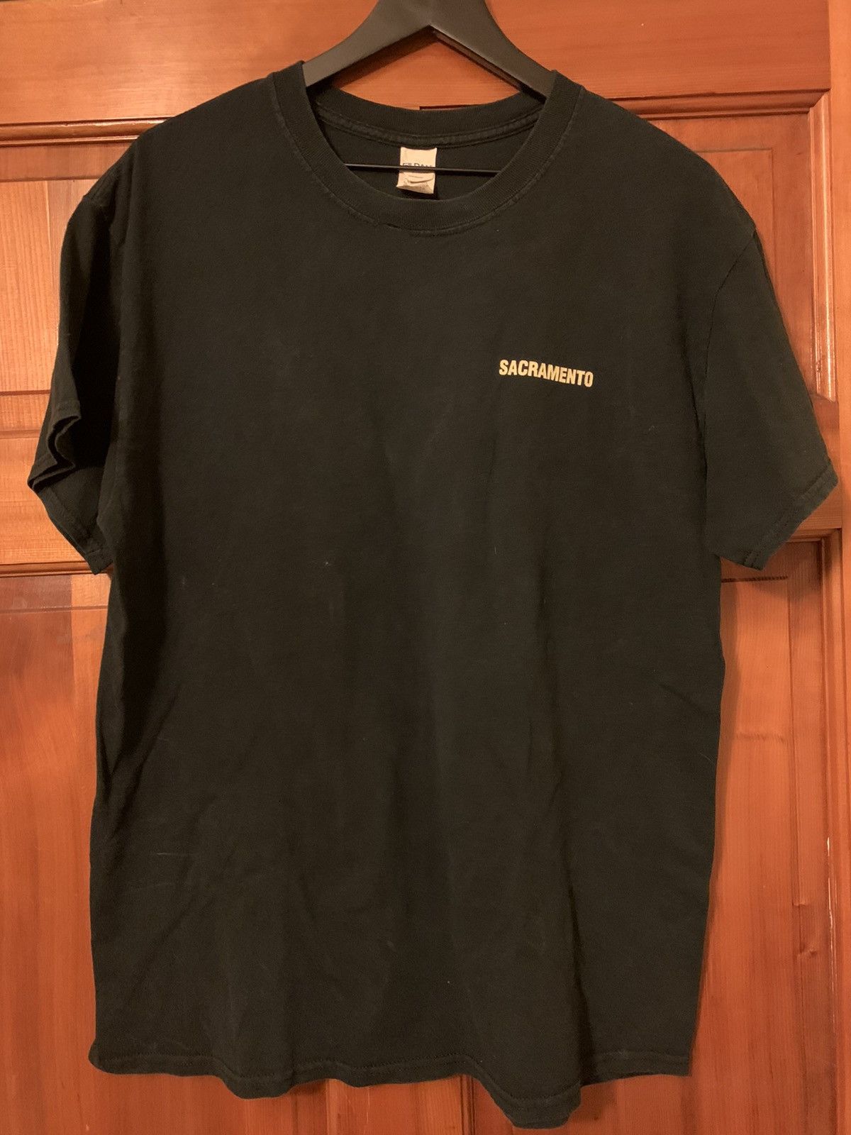 Kanye West *RARE* KanYe West Yeezy Saint Pablo Tour Sacramento Shirt L Size US L / EU 52-54 / 3 - 1 Thumbnail