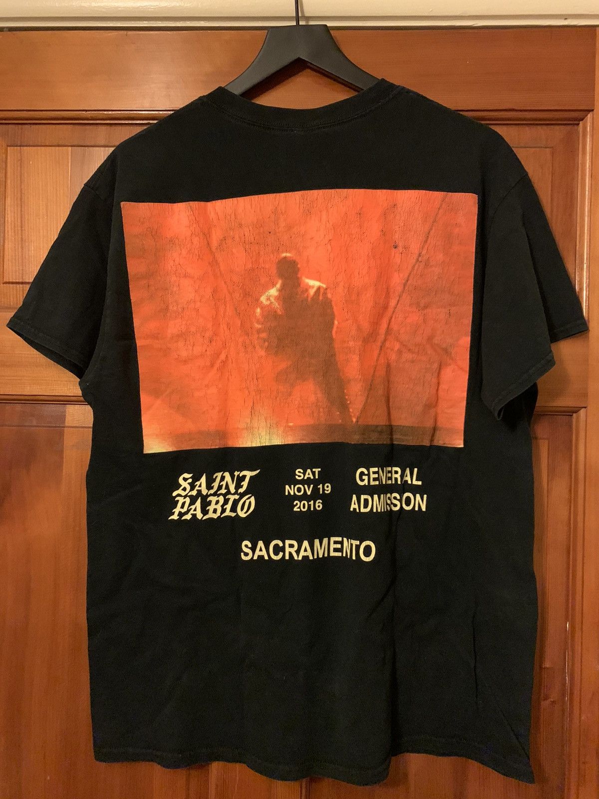 Kanye West *RARE* KanYe West Yeezy Saint Pablo Tour Sacramento Shirt L Size US L / EU 52-54 / 3 - 2 Thumbnail