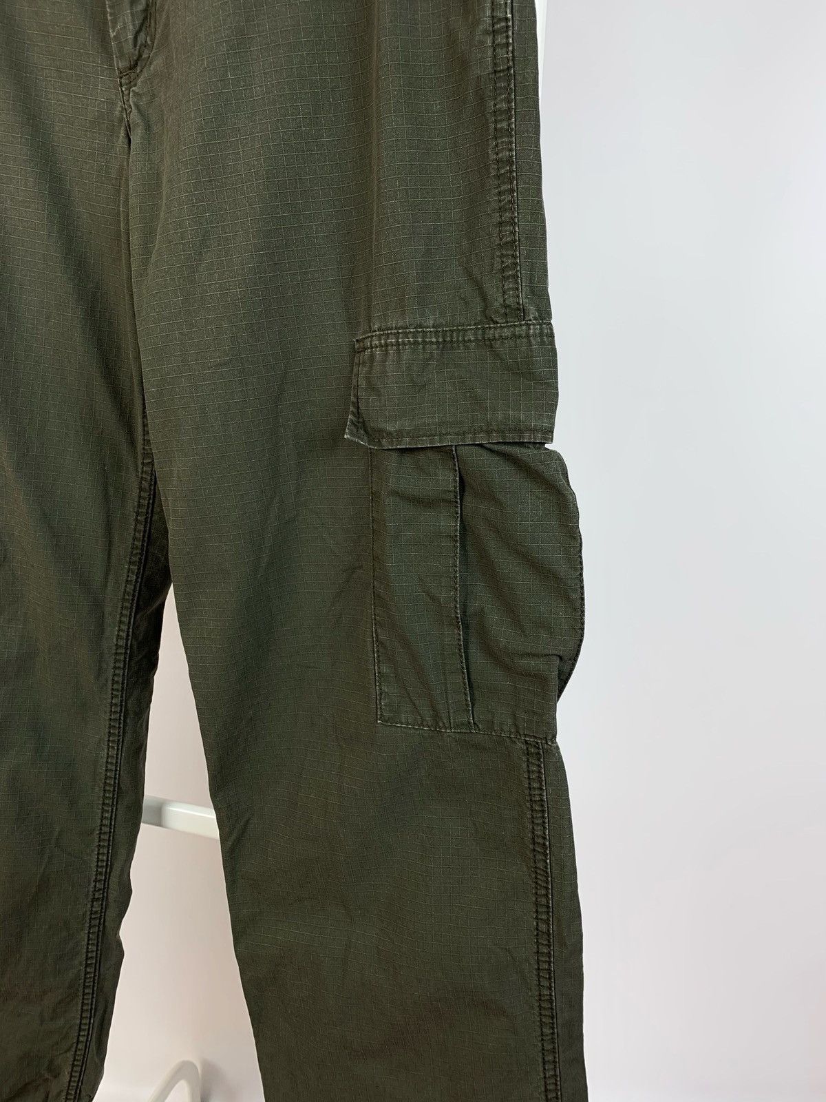 Carhartt Vintage Carhartt Khaki Cargo Pants Travis Scott Style Size US 29 - 8 Thumbnail