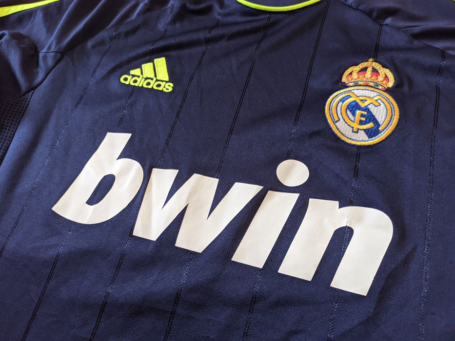 Real madrid cheap 110 anniversary jersey