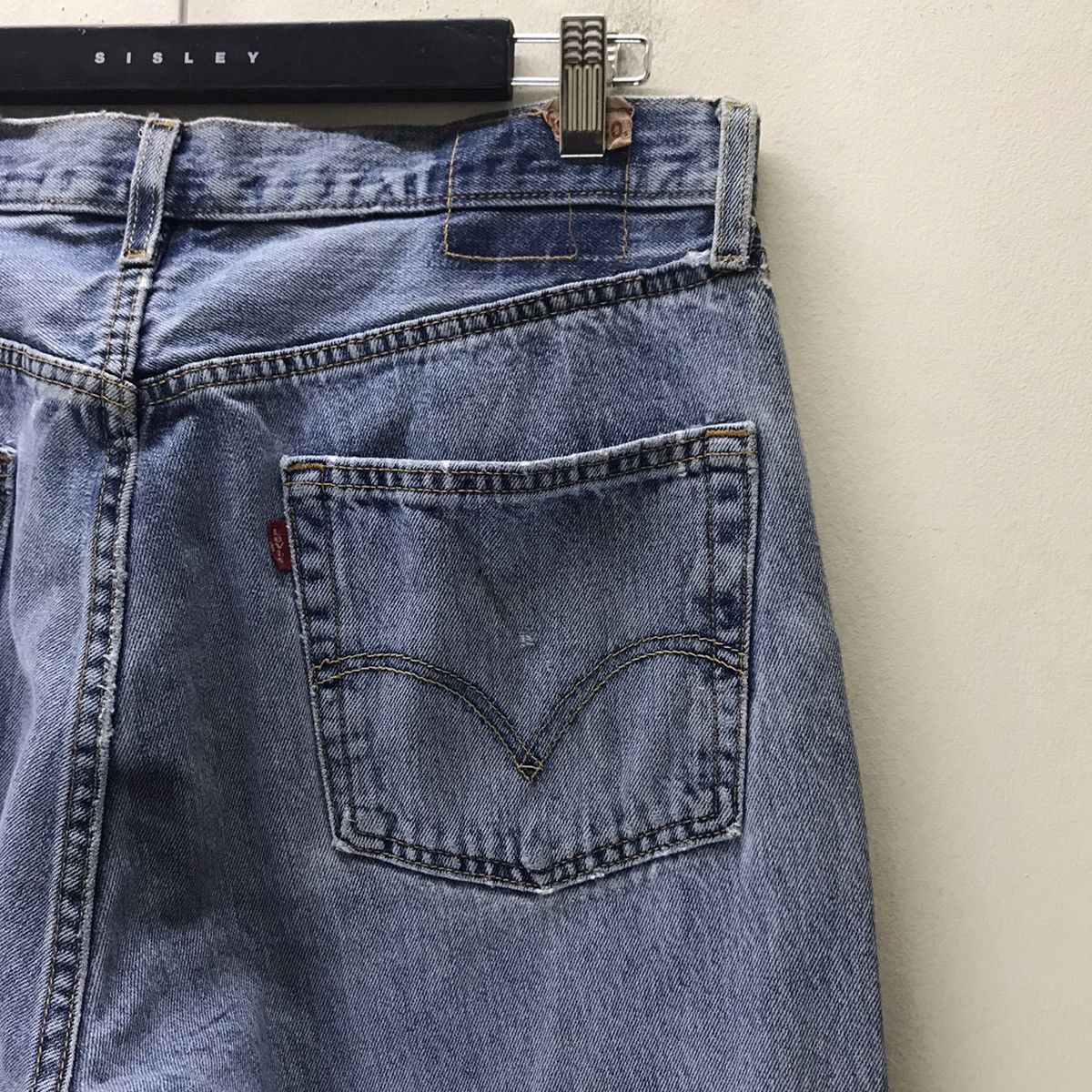 Levi's Vintage Levis 501 Distressed Jeans Skyblue Nice Faded Size US 36 / EU 52 - 13 Thumbnail