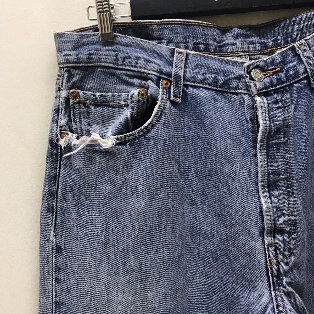 Levi's Vintage Levis 501 Distressed Jeans Skyblue Nice Faded Size US 36 / EU 52 - 4 Thumbnail