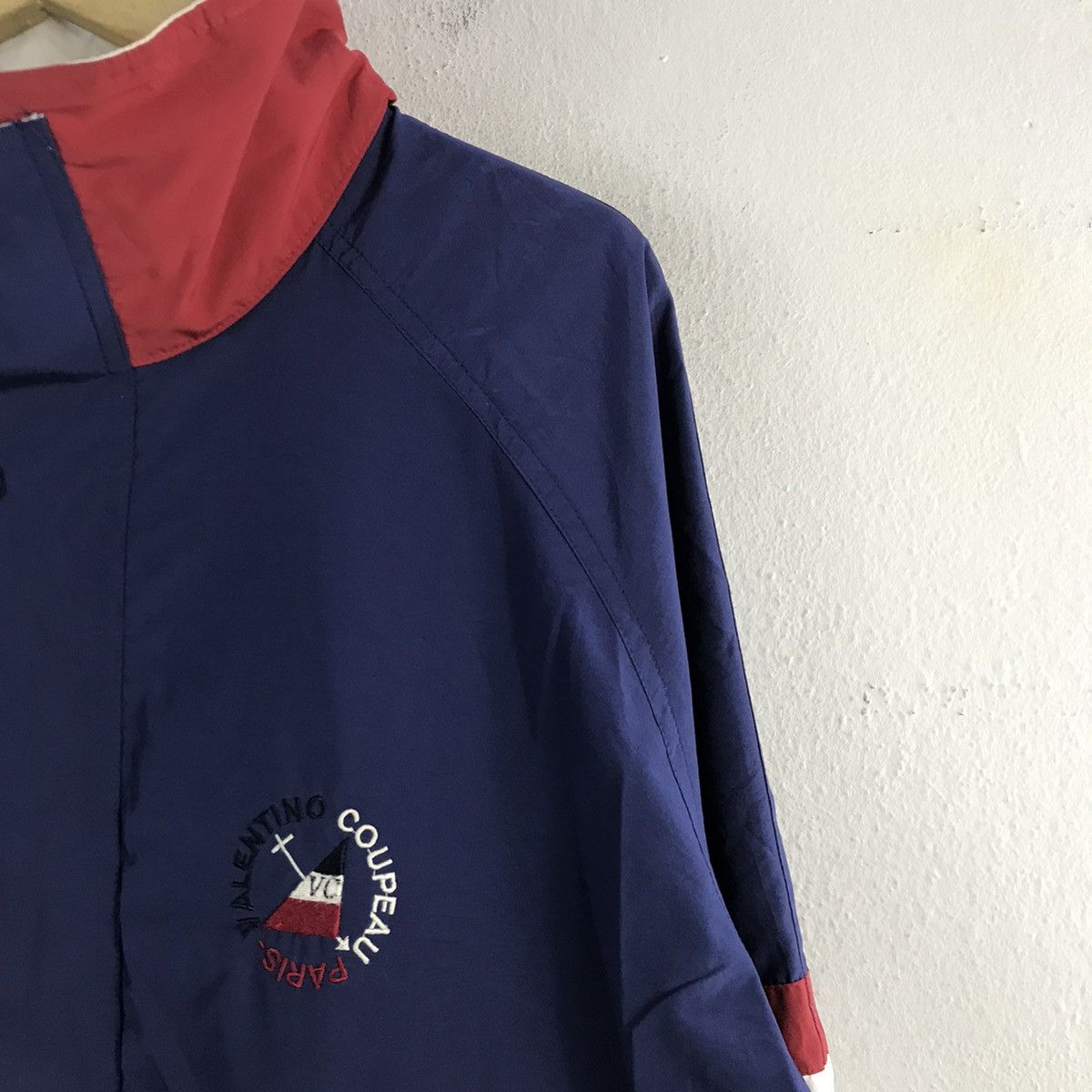 Valentino Vintage Valentino Coupeau Paris Light Windbreaker Jacket Size US M / EU 48-50 / 2 - 2 Thumbnail