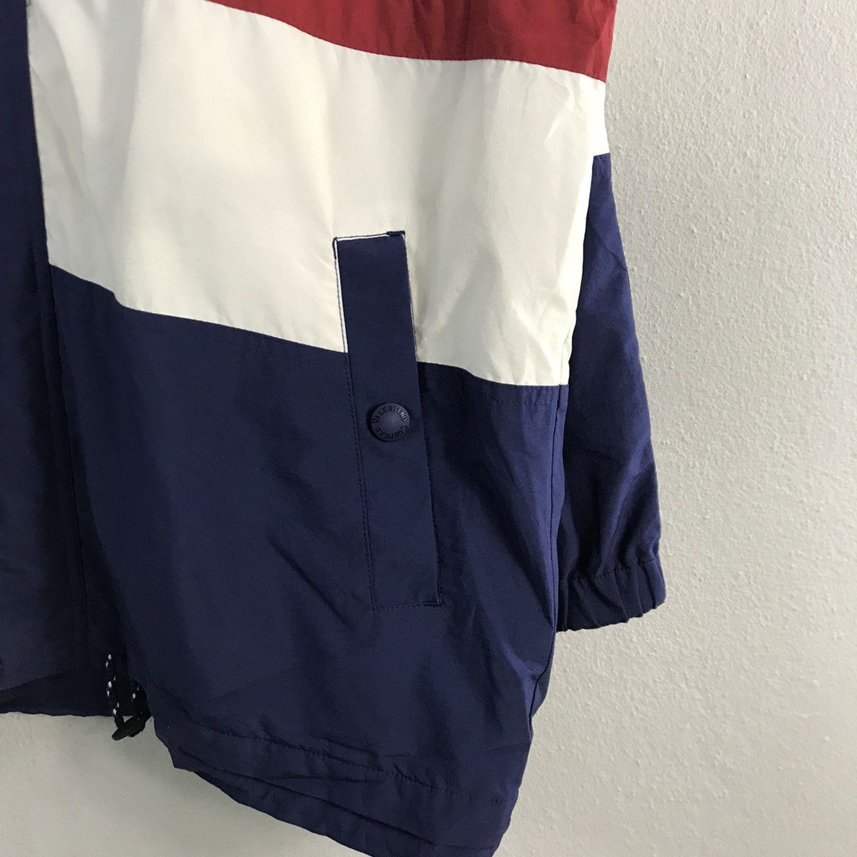 Valentino Vintage Valentino Coupeau Paris Light Windbreaker Jacket Size US M / EU 48-50 / 2 - 5 Thumbnail