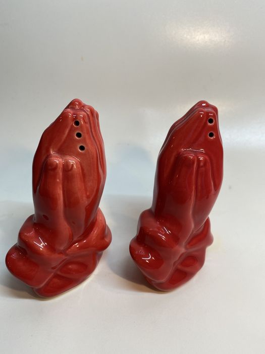 Supreme Supreme Praying Hands Salt & Pepper Shakers RARE | Grailed