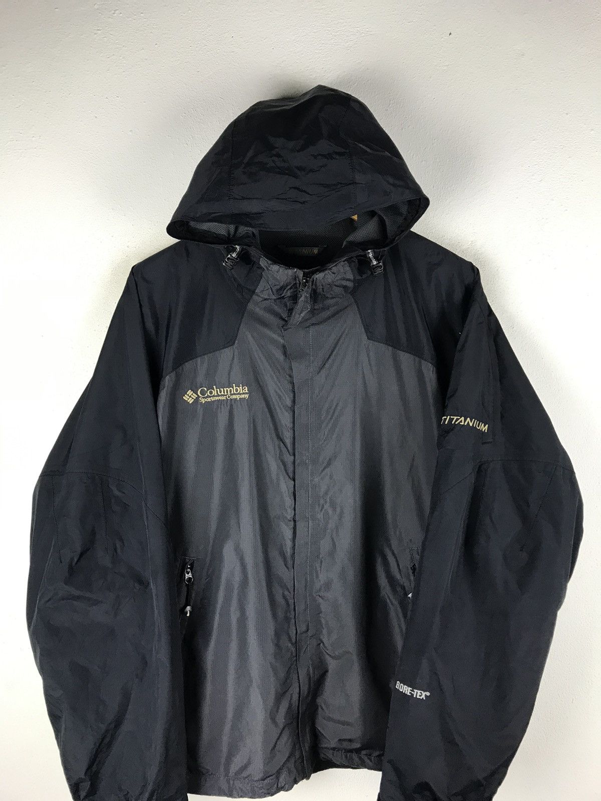 Columbia COLUMBIA TITANIUM SPORTSWEAR COMPANY LIGHT JACKET Size US M / EU 48-50 / 2 - 4 Thumbnail