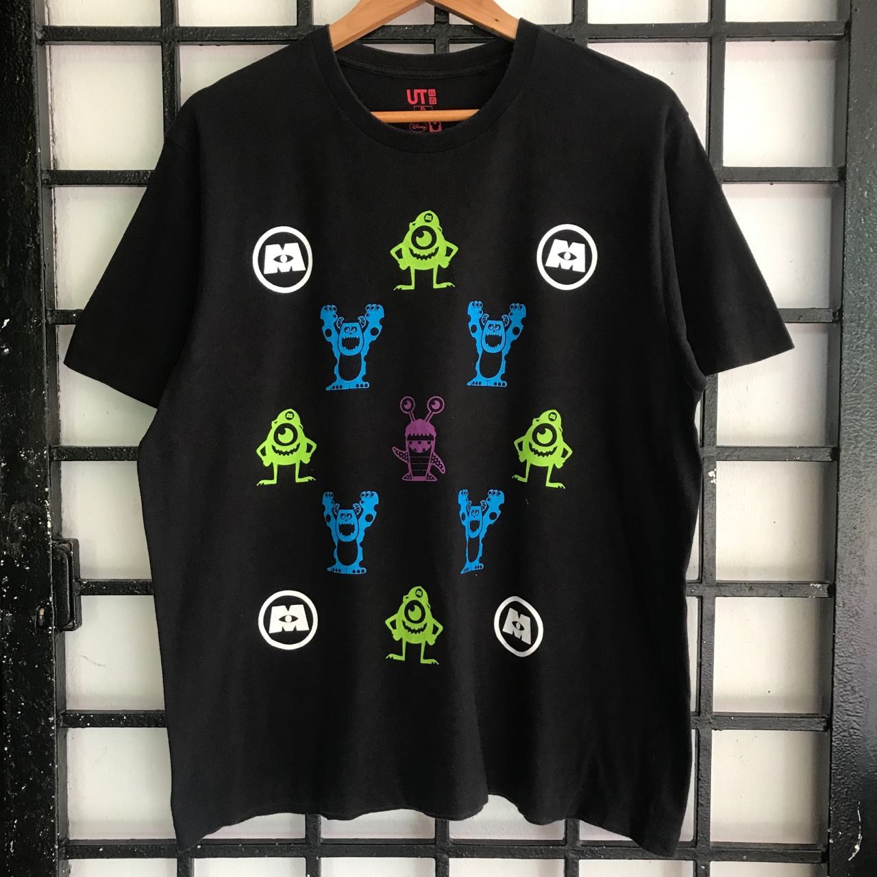 Disney × Japanese Brand × Vintage 🔥 Vintage 90's Monsters Disney Multi Logo Design T-shirt Size US XL / EU 56 / 4 - 1 Thumbnail