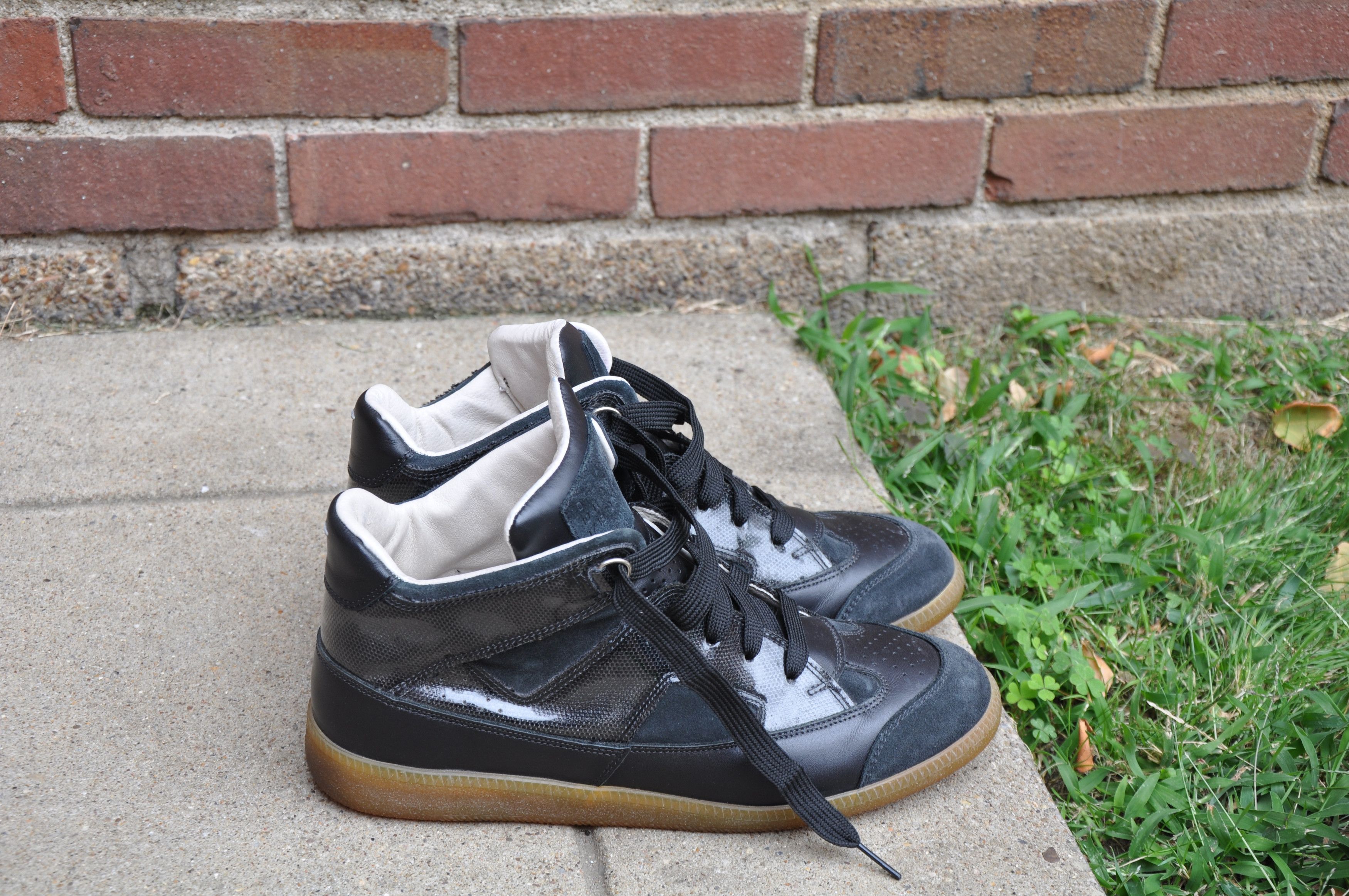 Black Mid Tops