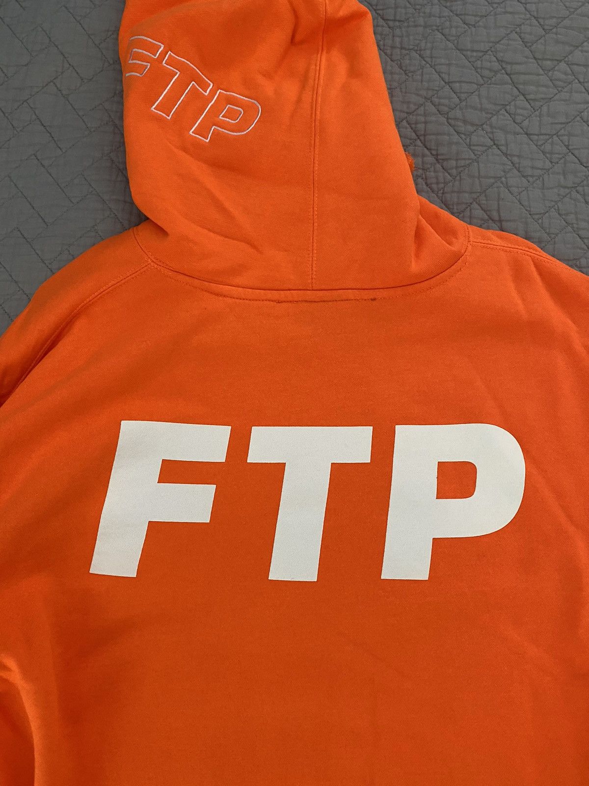 Carrots By Anwar × Fuck The Population FTP x Carrots Logo Pullover 