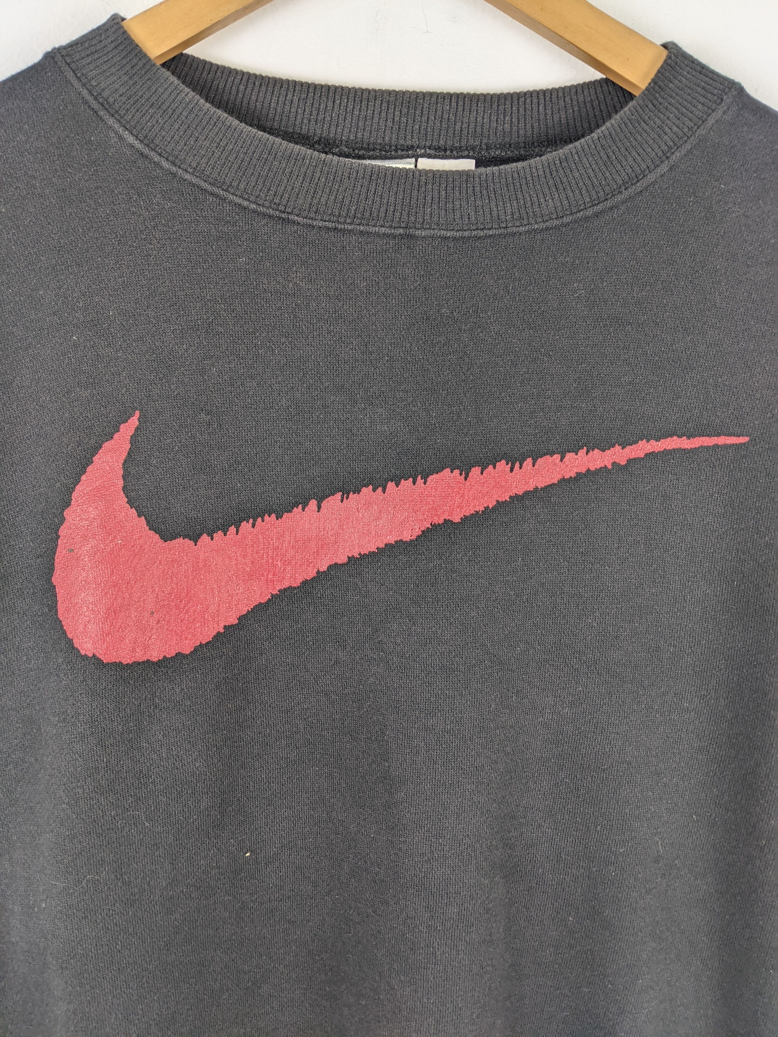 Nike Vintage Nike big swoosh 90s sweatshirt Size US L / EU 52-54 / 3 - 3 Thumbnail