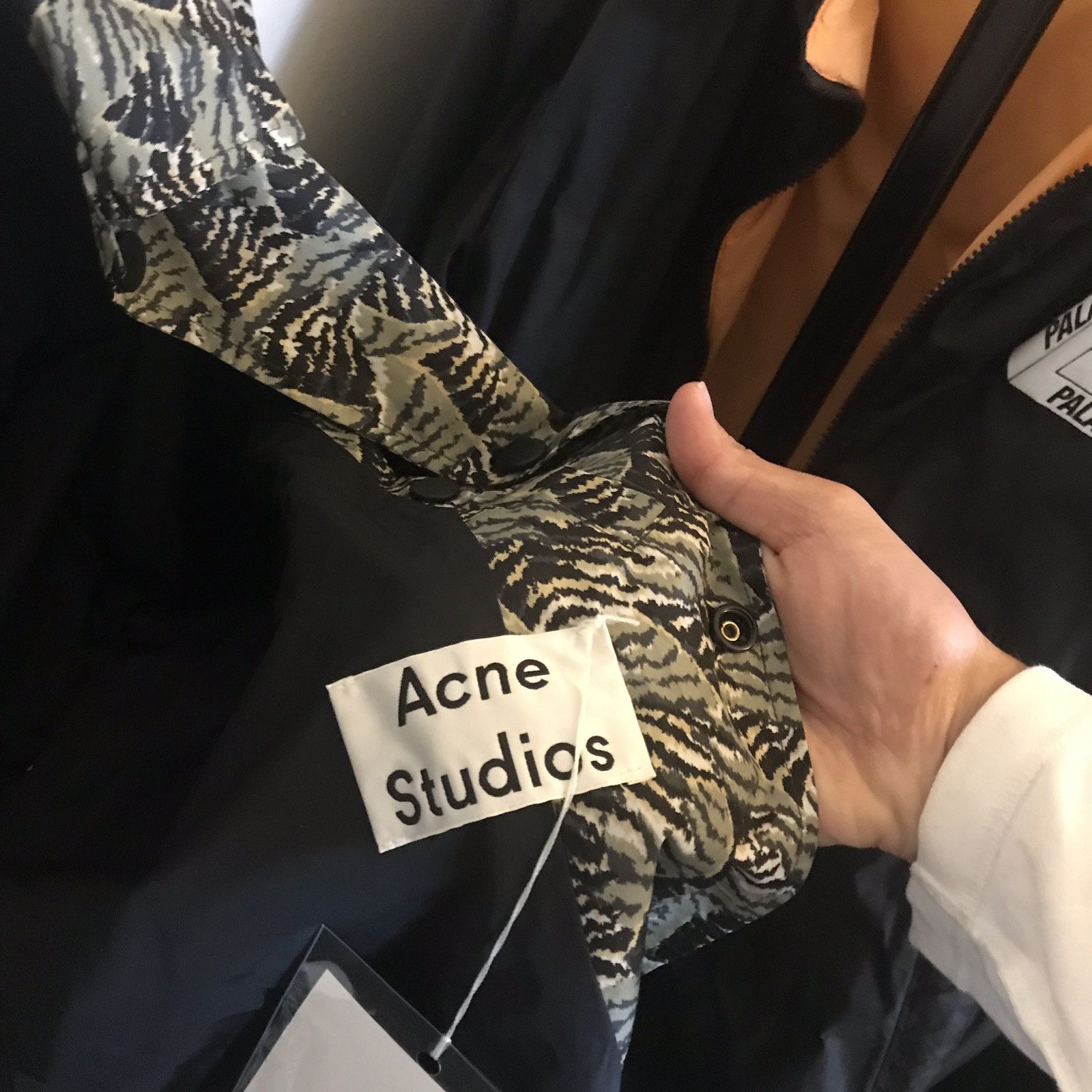 Acne Studios Tony Face P Size US L / EU 52-54 / 3 - 3 Thumbnail