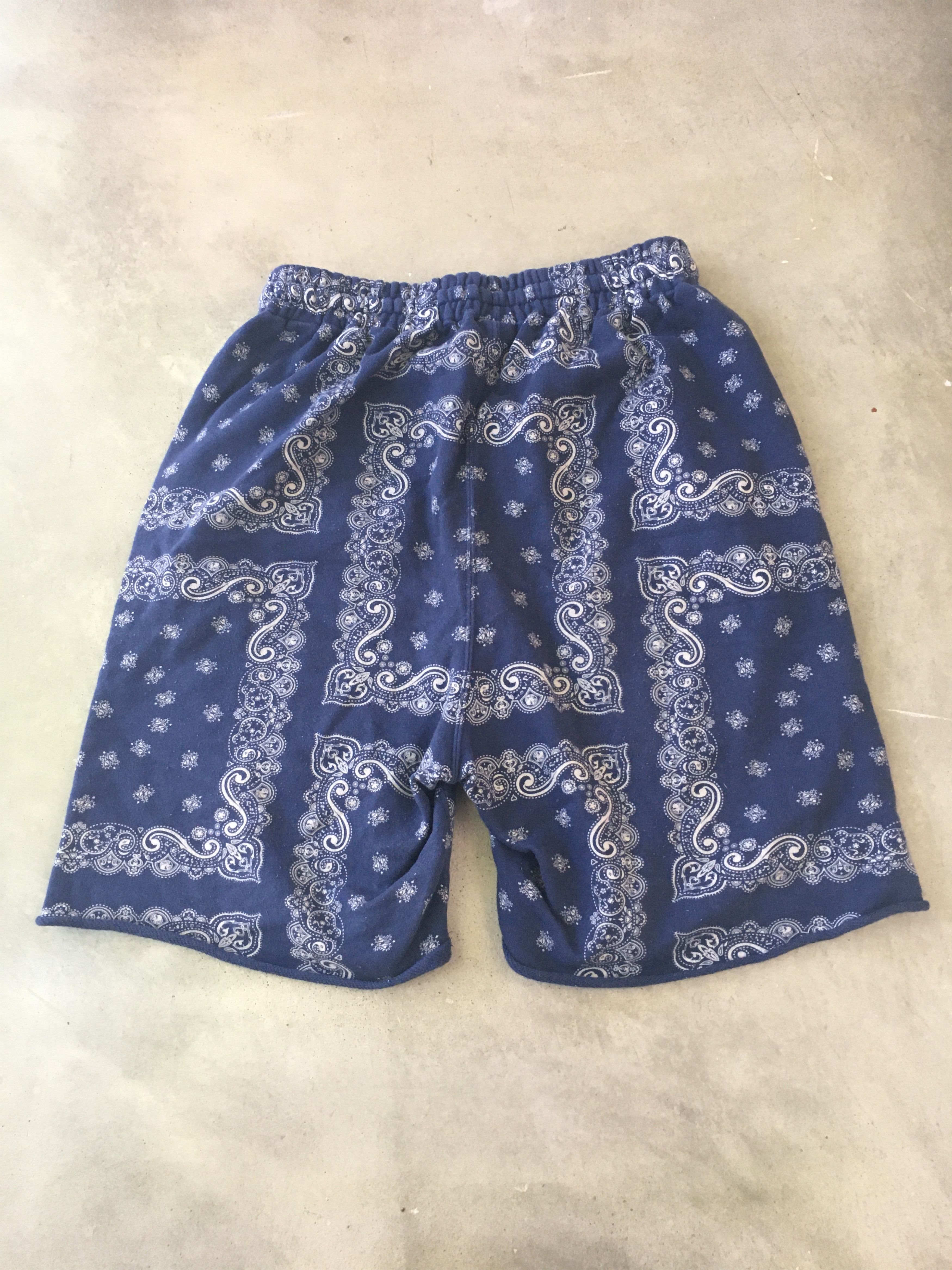 Number (N)ine Number (N)ine Bandana Paisley Shorts Navy 3 Size US 28 / EU 44 - 4 Thumbnail