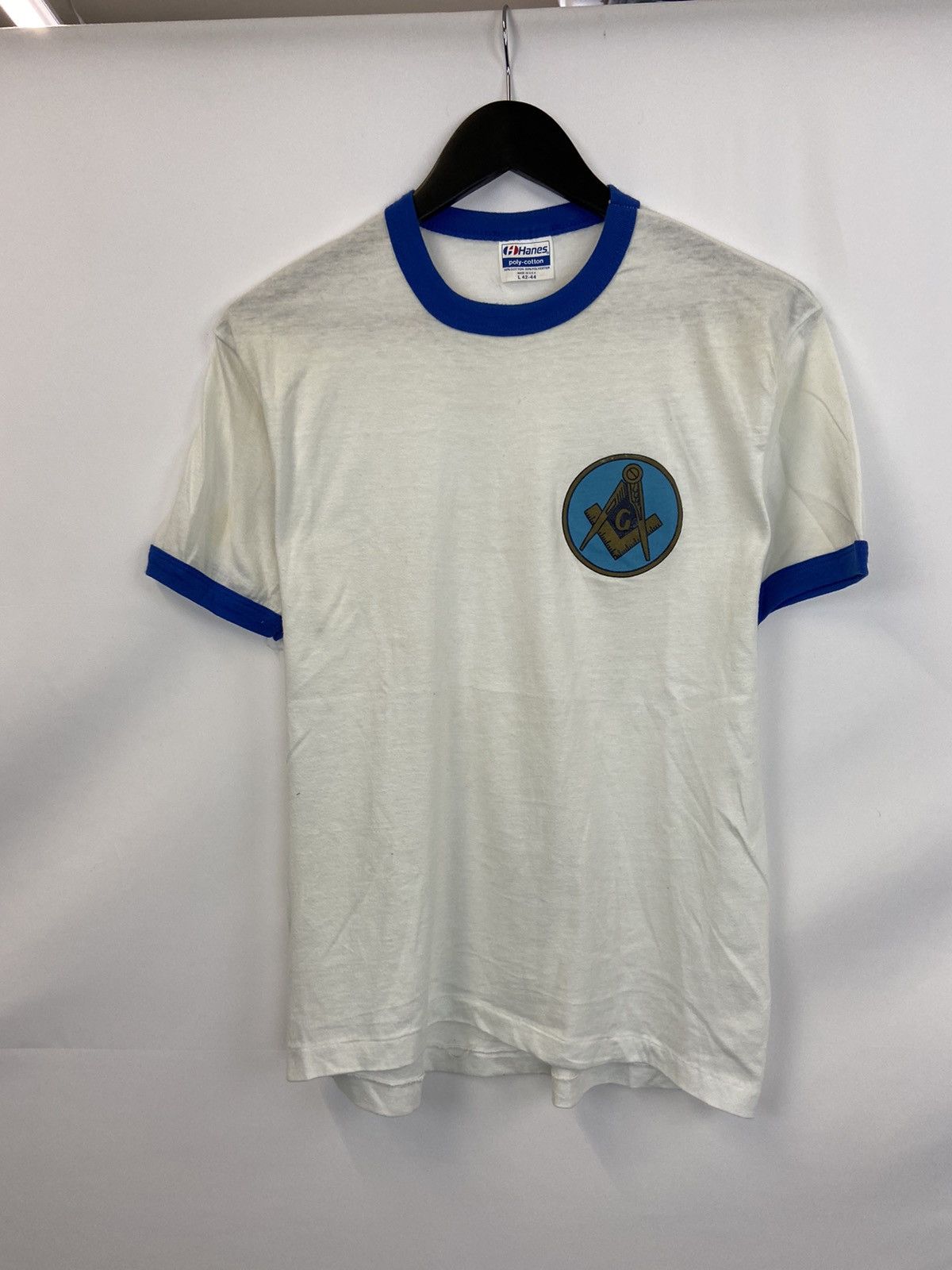 Vintage 90s graphic ringer tee
