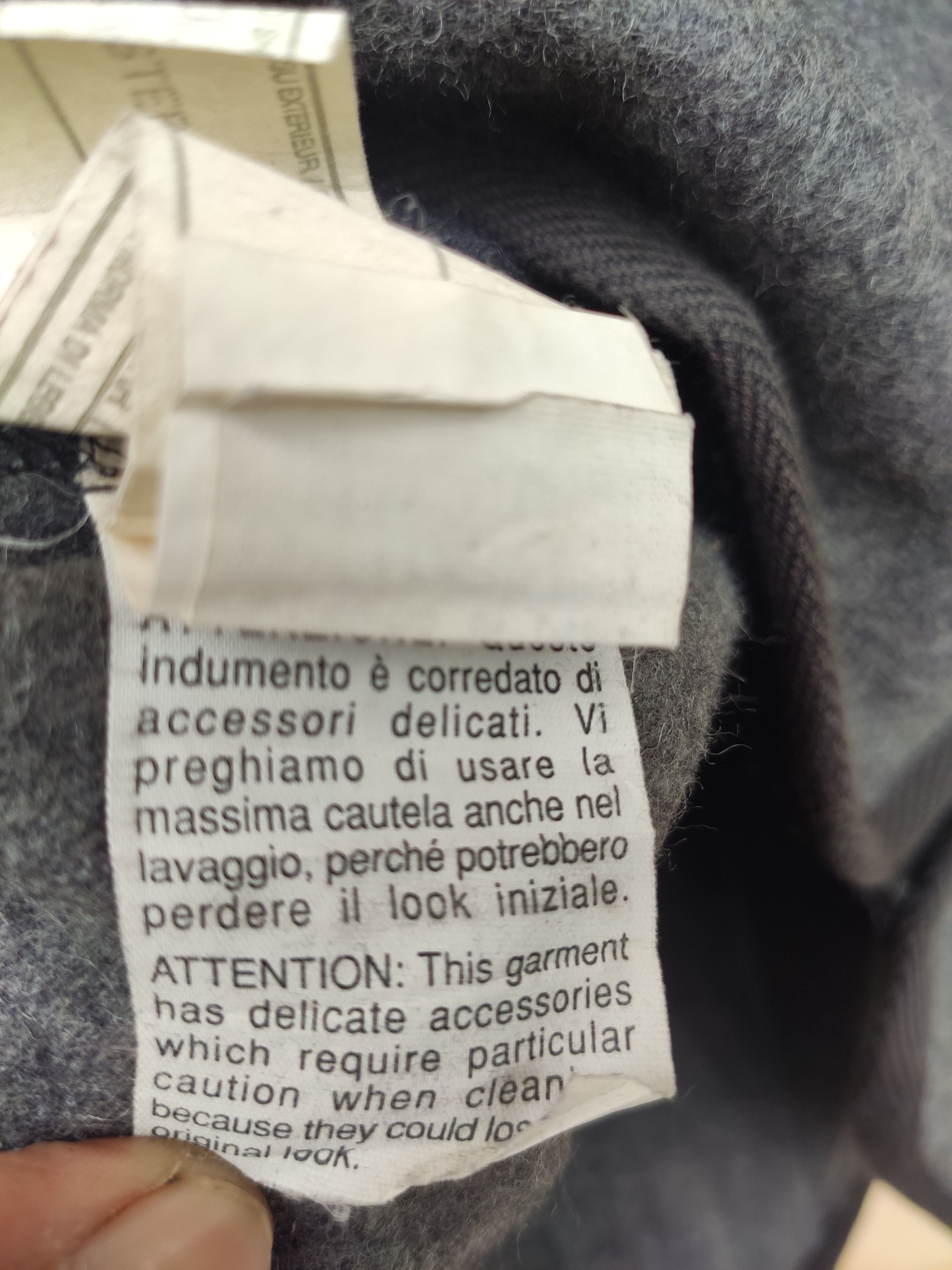 Emporio Armani Emporio Armani vest wool Size US M / EU 48-50 / 2 - 5 Thumbnail