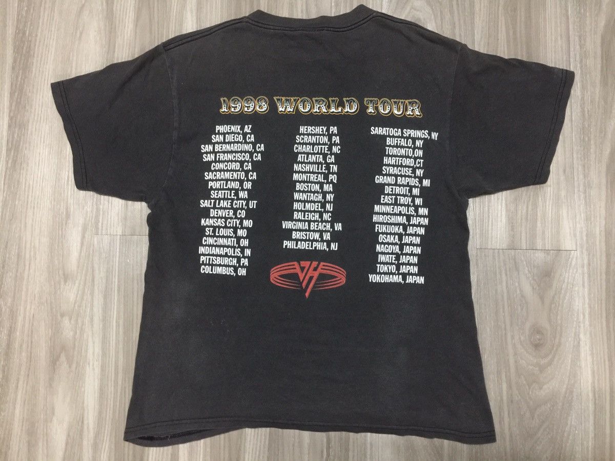 Band Tees Vintage Van Halen American Rock Band Tour T-shirt GIANT Tag Size US M / EU 48-50 / 2 - 5 Thumbnail