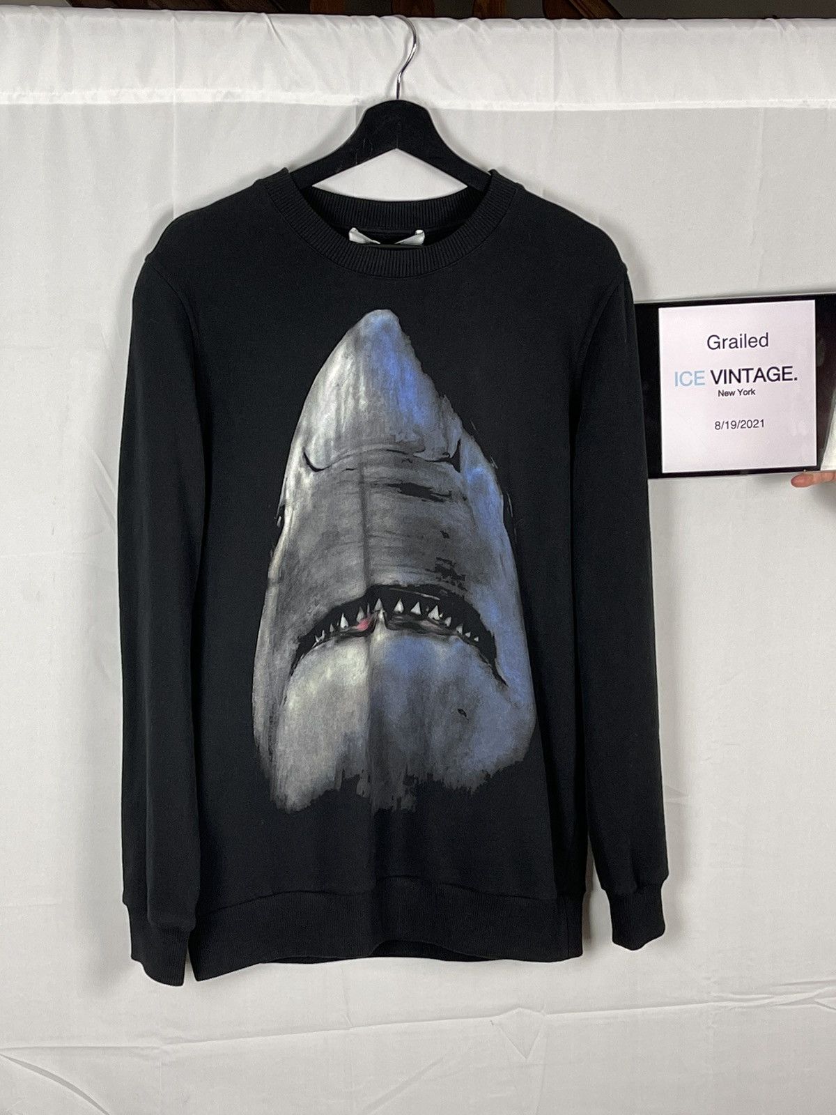 Givenchy Givenchy Shark print Sweater Size US XS / EU 42 / 0 - 7 Thumbnail