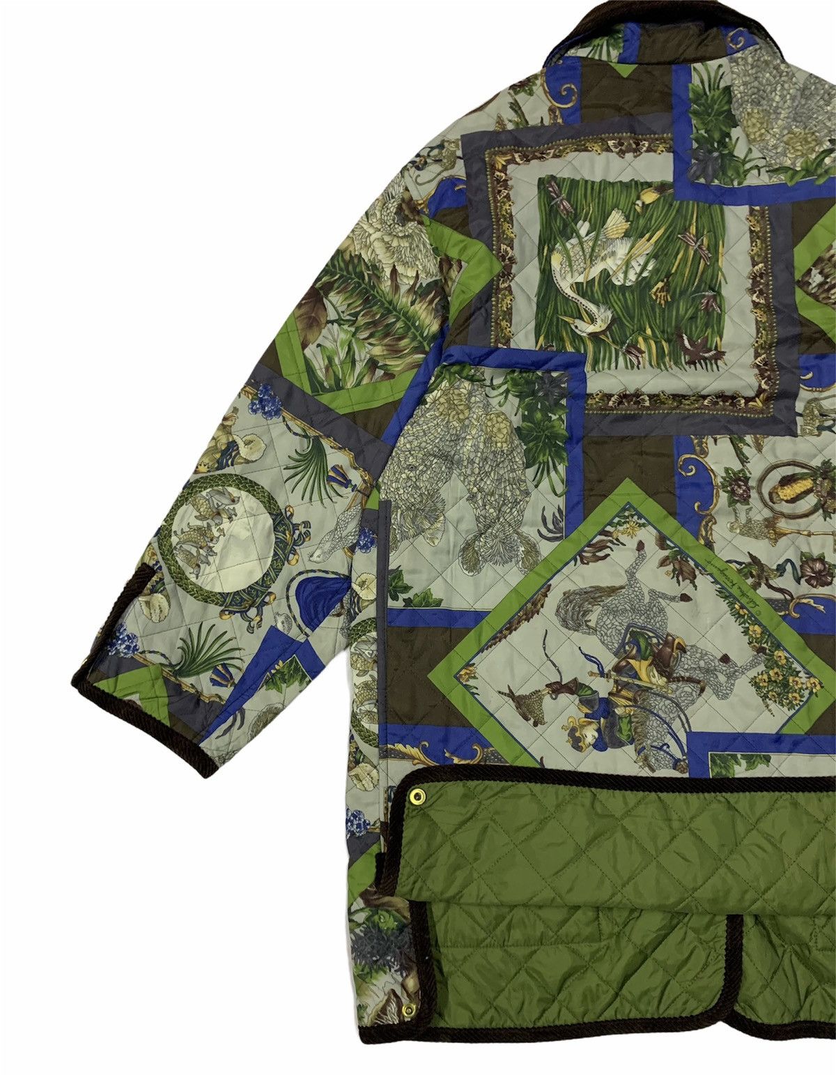Salvatore Ferragamo 🔥SALVATORE FERRAGAMO FULLPRINTS QUILTED JACKETS Size US XS / EU 42 / 0 - 5 Thumbnail