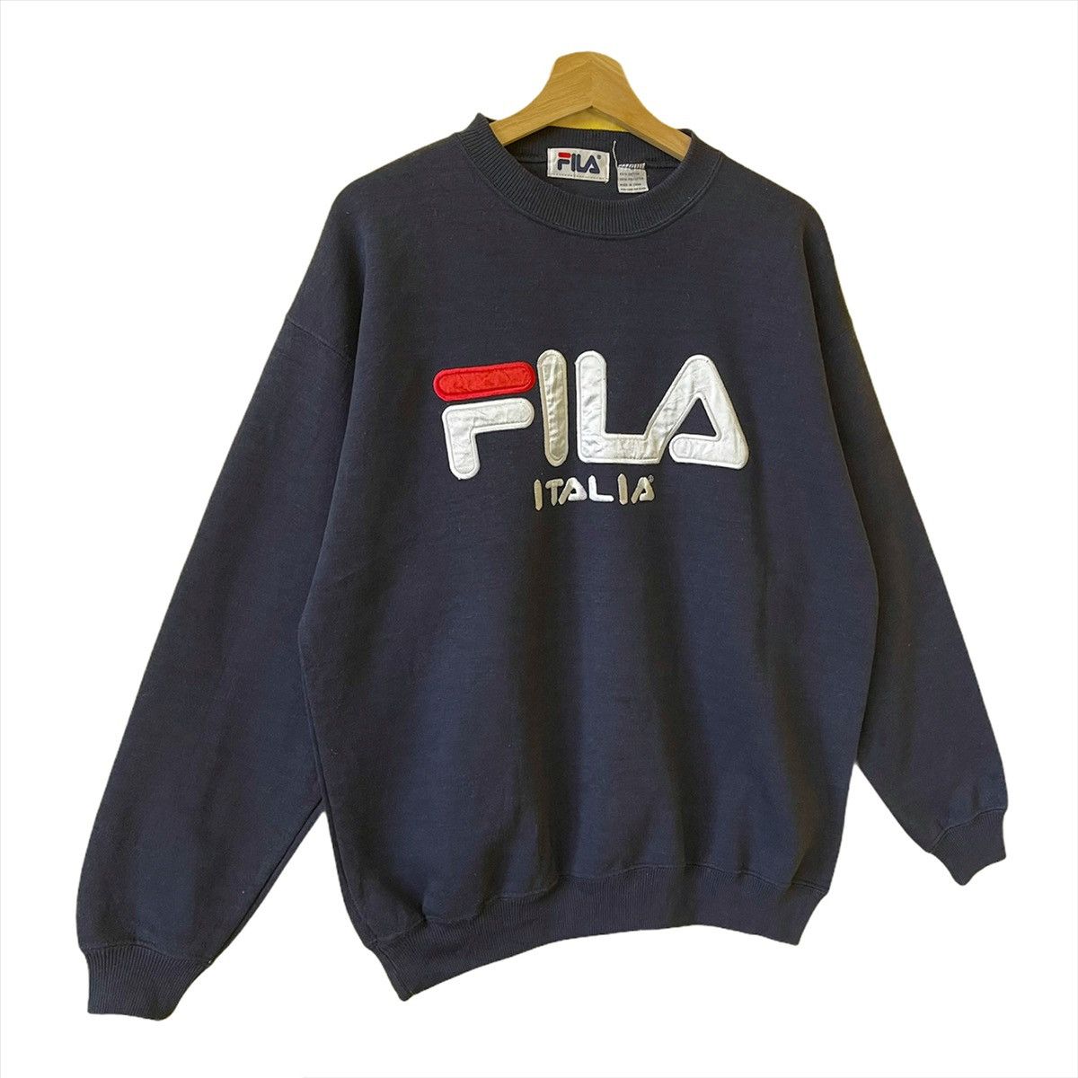 Fila Vintage Fila Big Logo Embroidered Crewneck Sweatshirt Size M Size US M / EU 48-50 / 2 - 2 Thumbnail