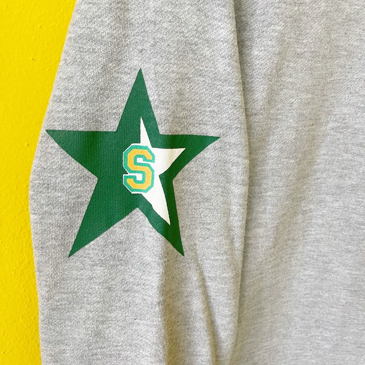Vintage Vintage California Sports Club Crewneck Longsleeve Size M Size US M / EU 48-50 / 2 - 8 Thumbnail