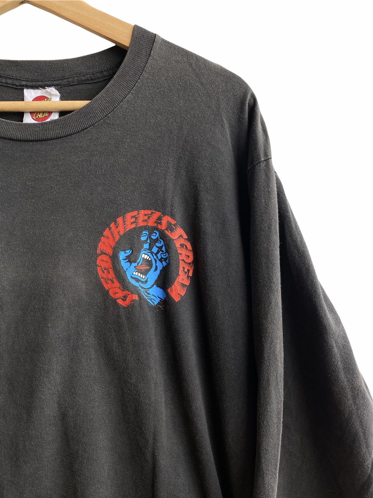 Santa Cruz Skateboards Vintage Santa Cruz Longsleeve tee Size US L / EU 52-54 / 3 - 7 Thumbnail