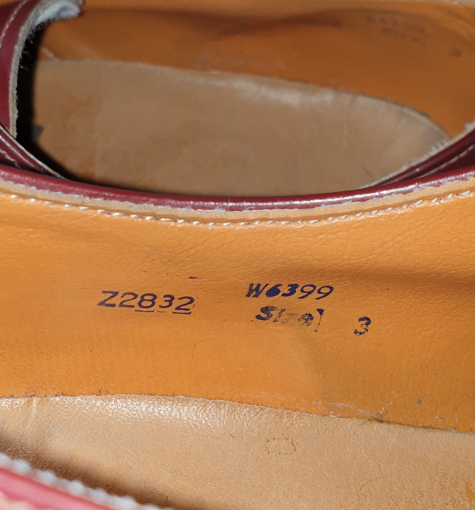 Dr. Martens × Vintage Vintage Dr. Martens 1461 Women Casual Cherry Made InEngland Size US 4 / IT 34 - 12 Thumbnail