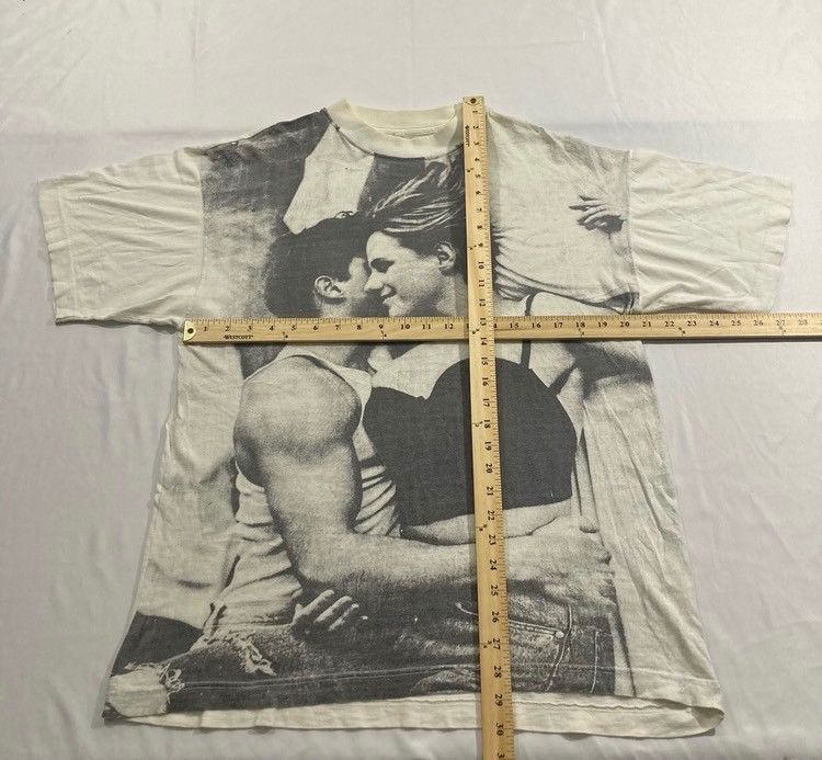 Print all over me black white sexy couple all over print ovp tee