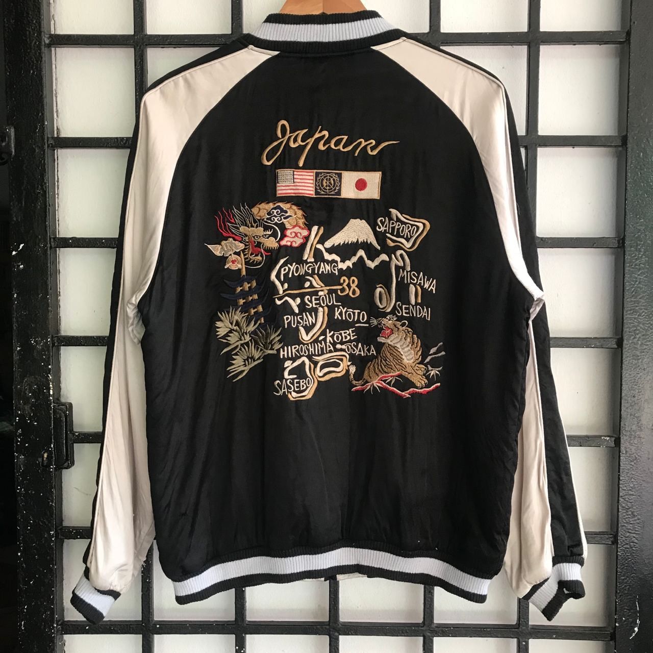 Japanese Brand × Vintage 🔥🇯🇵 Vintage HOUSTAN JAPAN Sukajan Jacket Size US L / EU 52-54 / 3 - 1 Thumbnail