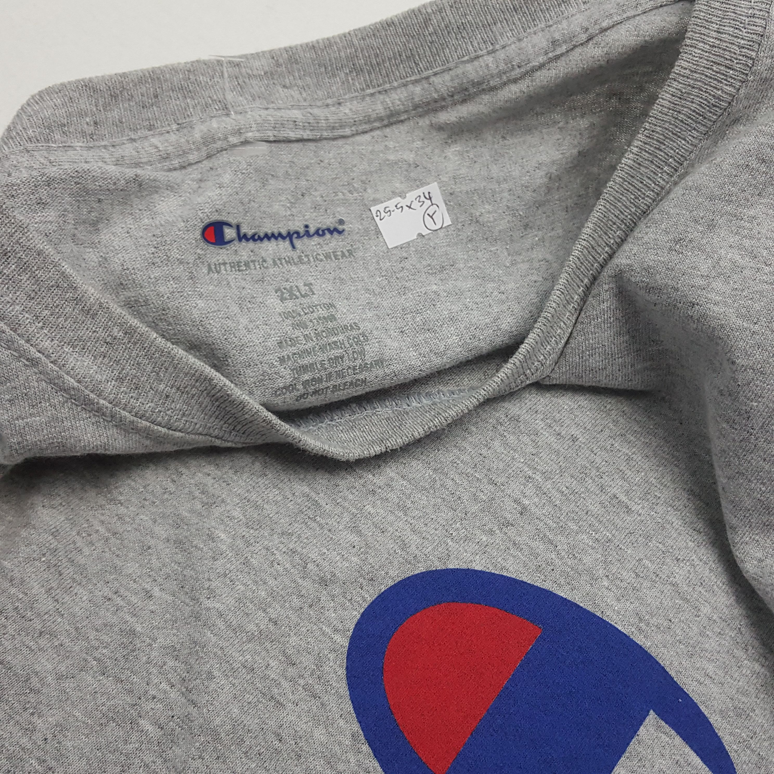 Champion × Vintage Vintage Champion nice design logo t-shirt Size US XXL / EU 58 / 5 - 3 Thumbnail