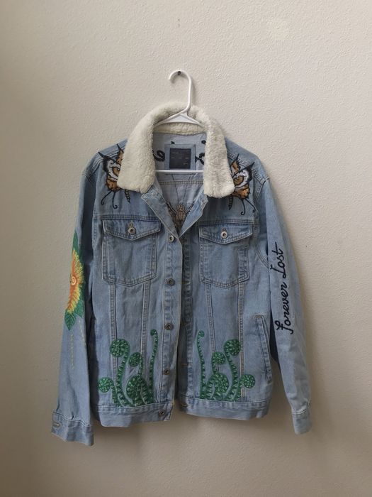 Zara embroidered hotsell denim jacket