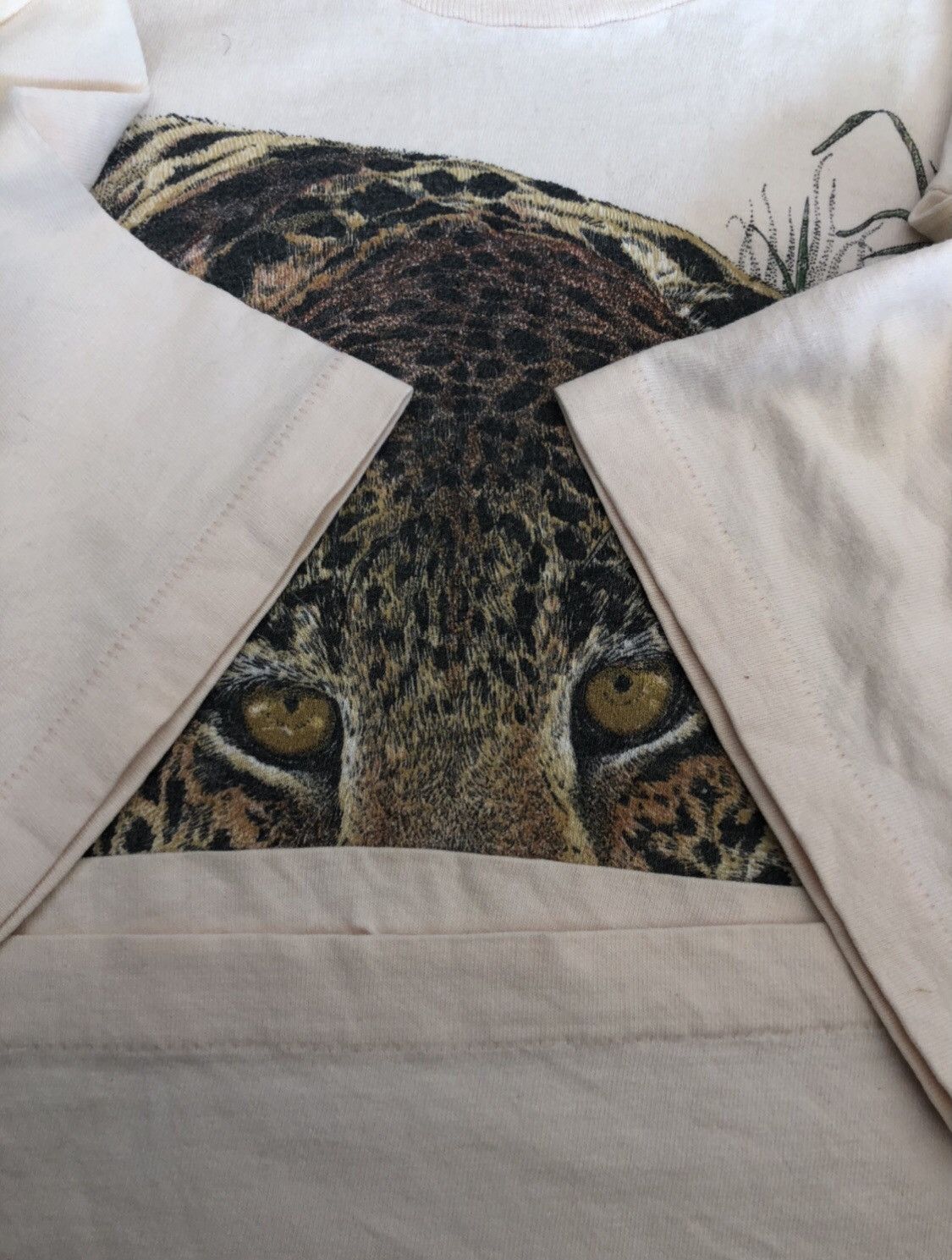 Other Vintage Tiger print t shirt 1991s (80s) Size US M / EU 48-50 / 2 - 6 Thumbnail