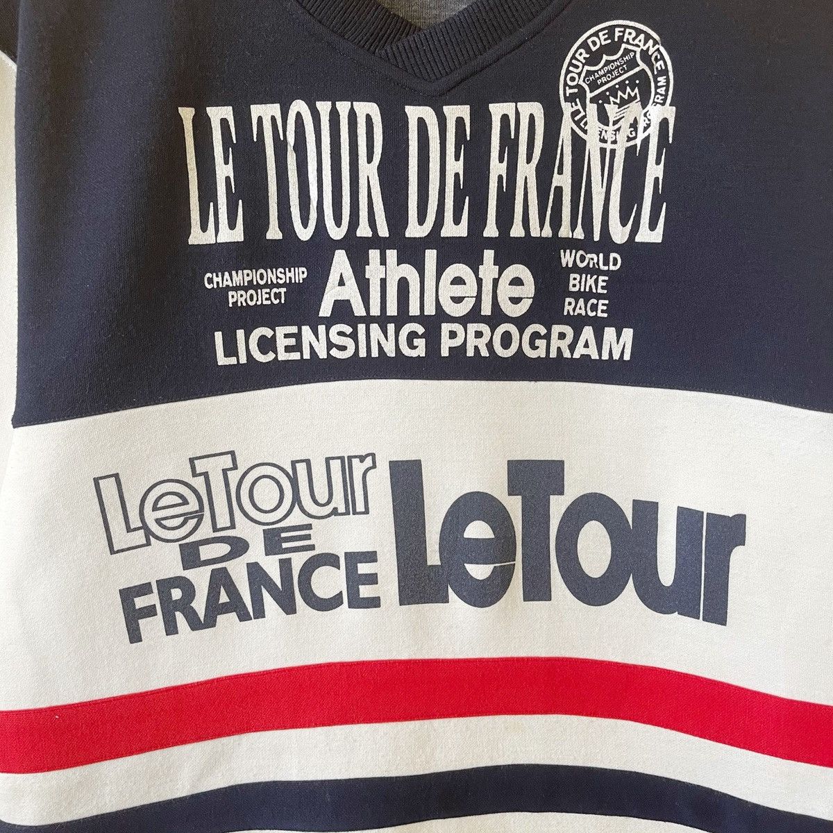 Vintage Vintage Le Tour De France Crewneck Sweatshirt Size M Size US M / EU 48-50 / 2 - 5 Thumbnail