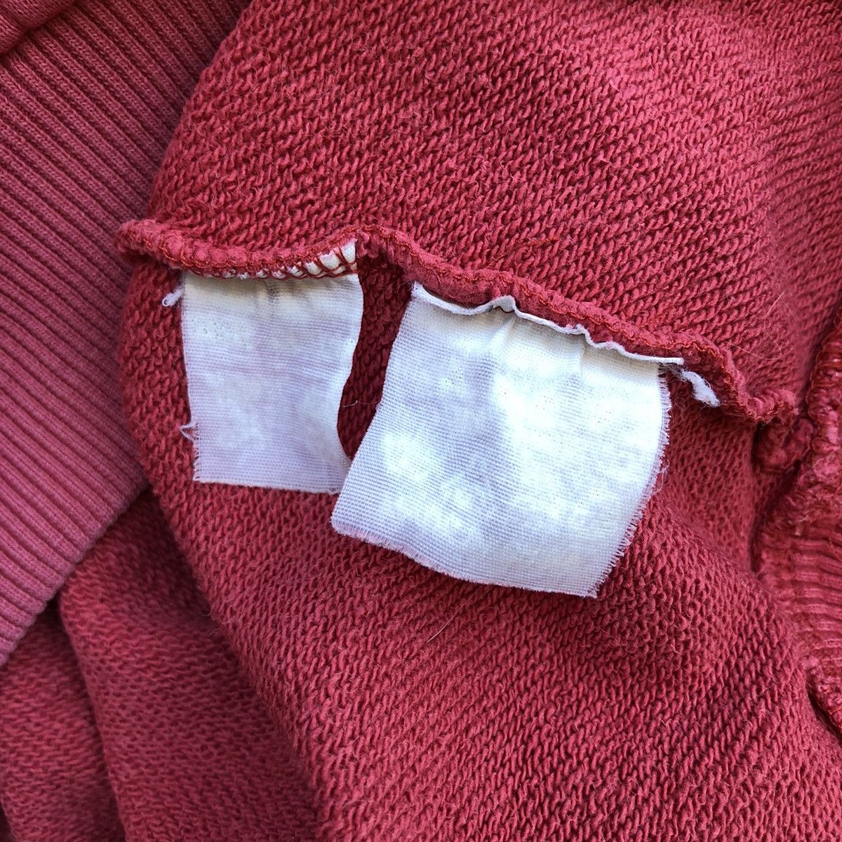 Designer Vintage Distressed Valentino Multicolour Logo Sweatshirt Size US L / EU 52-54 / 3 - 4 Thumbnail