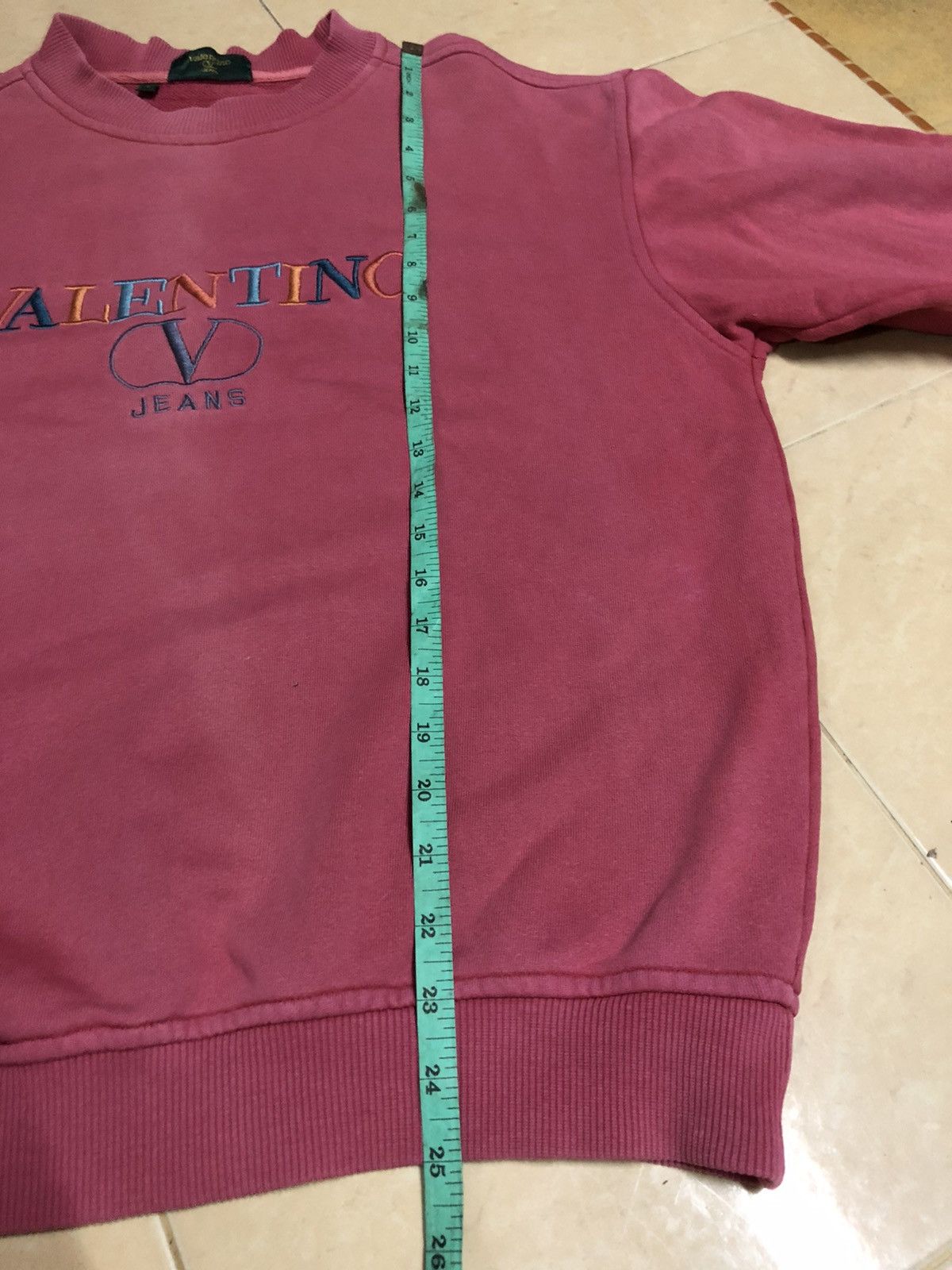 Designer Vintage Distressed Valentino Multicolour Logo Sweatshirt Size US L / EU 52-54 / 3 - 7 Thumbnail