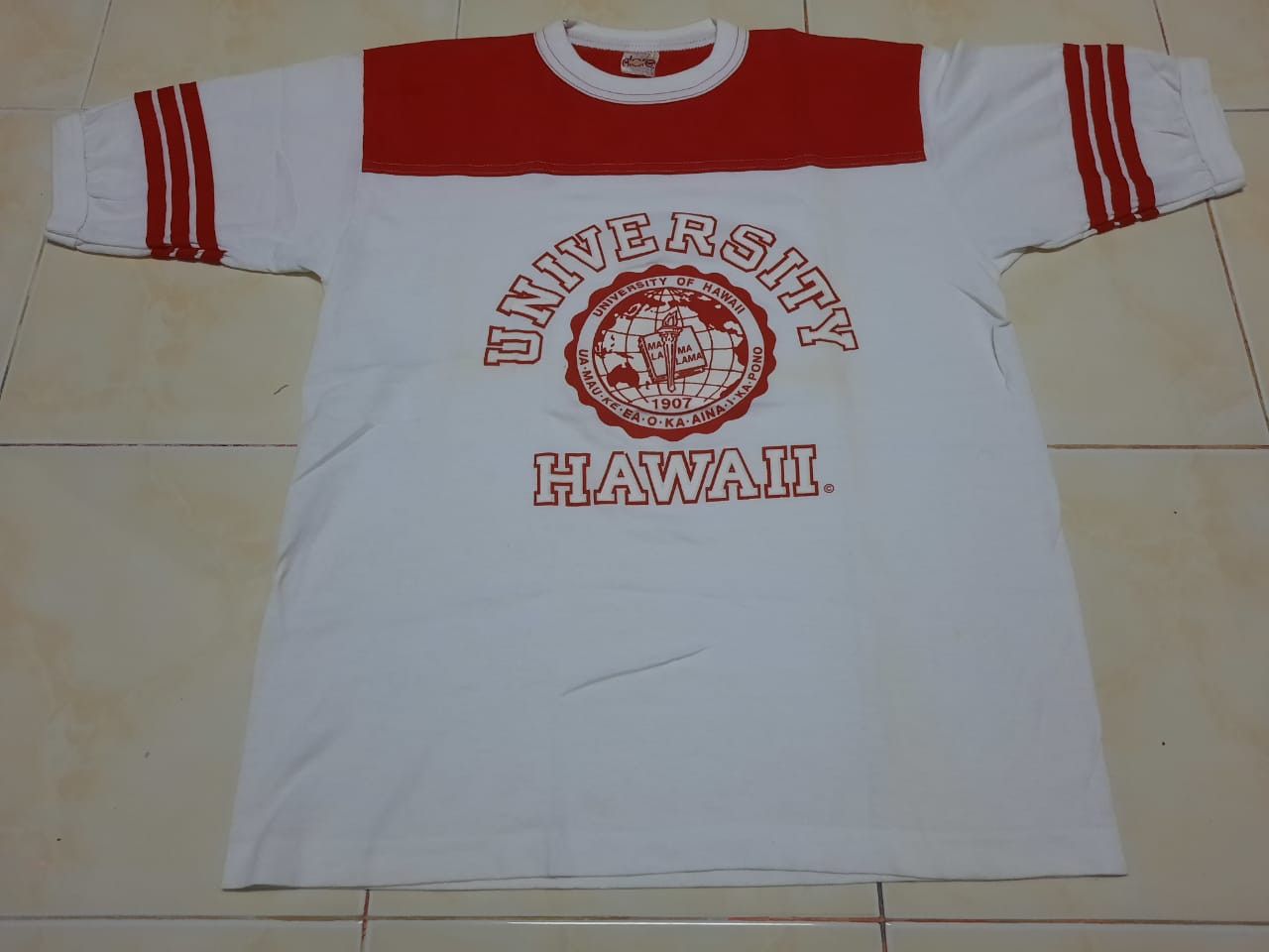 Vintage Vintage Hawaii University Size US L / EU 52-54 / 3 - 1 Thumbnail