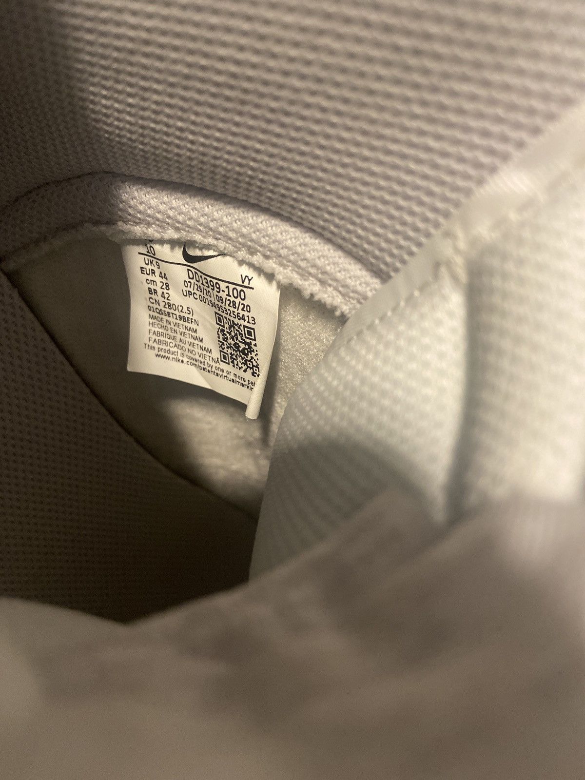 Nike Vast grey dunk 2021 Size US 10 / EU 43 - 3 Thumbnail