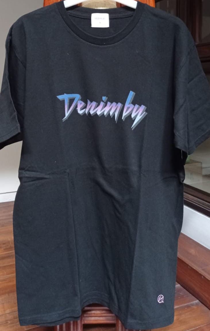 Denim by Vanquish T-shirt Never Worn New
