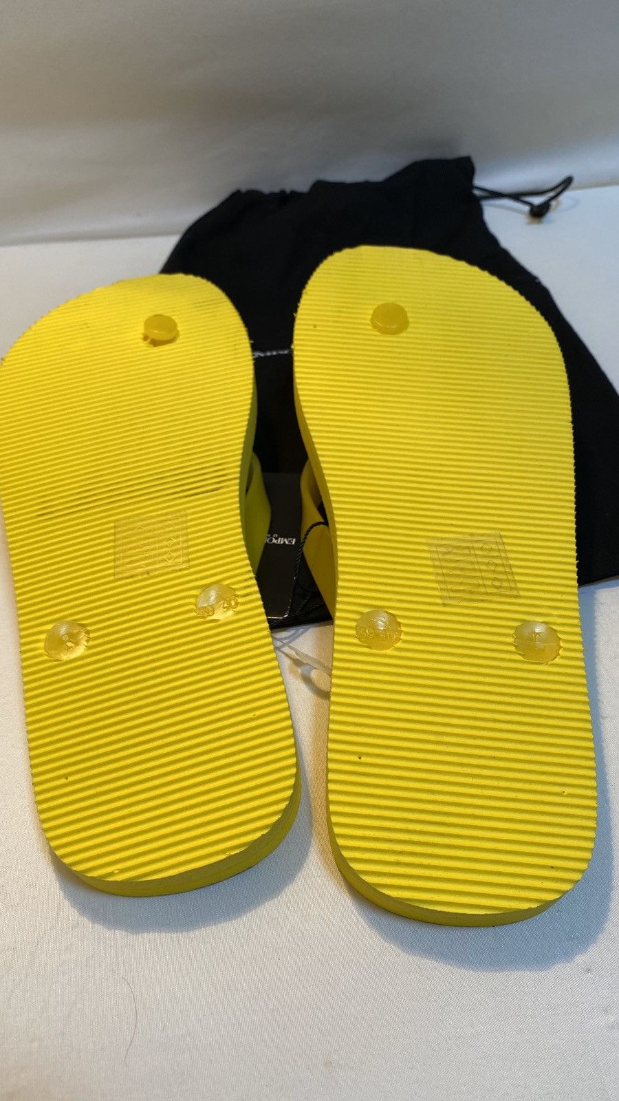Emporio Armani Emporio Armani Yellow Flip flop 7us Size US 7 / EU 40 - 6 Thumbnail