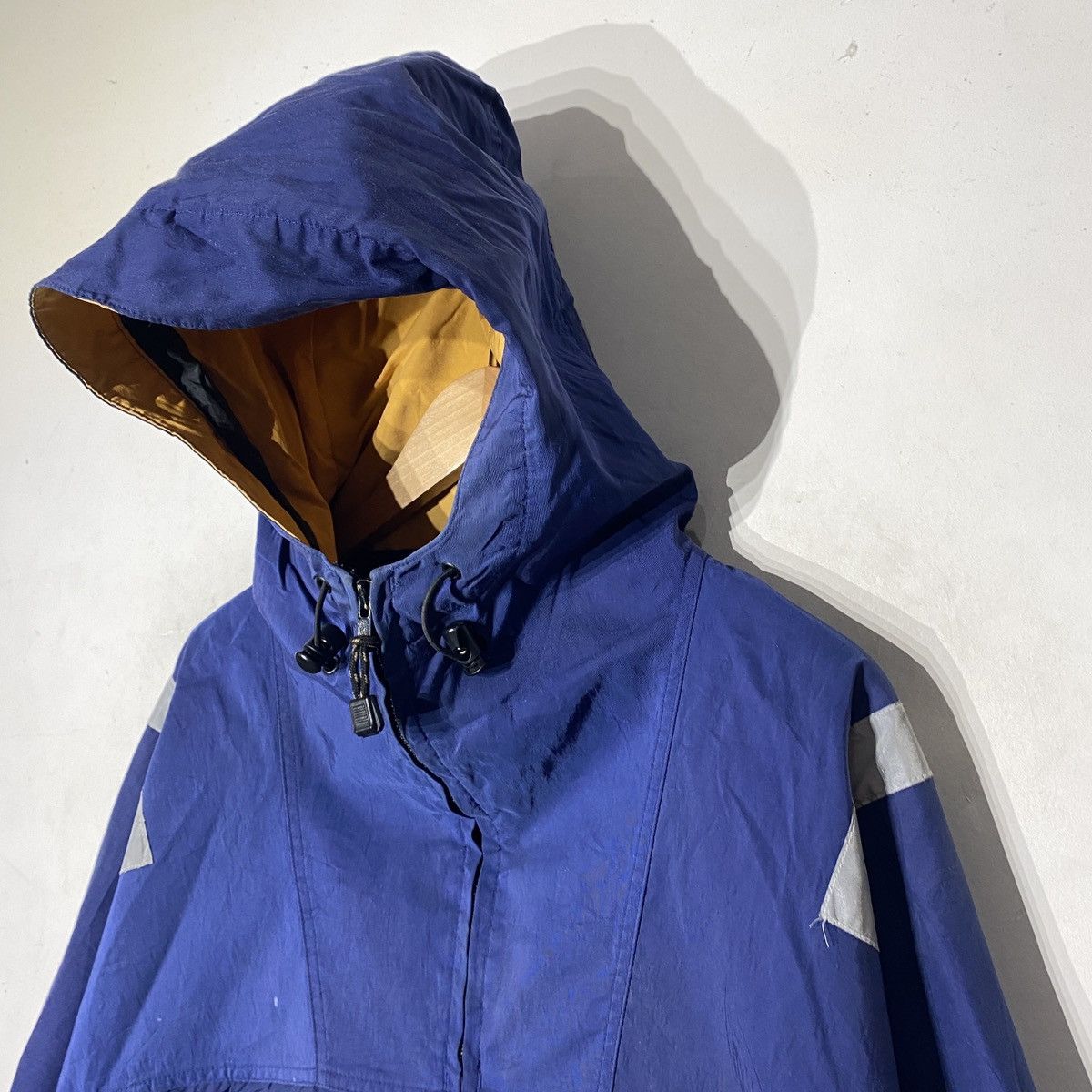Timberland Timberland Center Pocket Destressed Hoodie Size US L / EU 52-54 / 3 - 3 Thumbnail