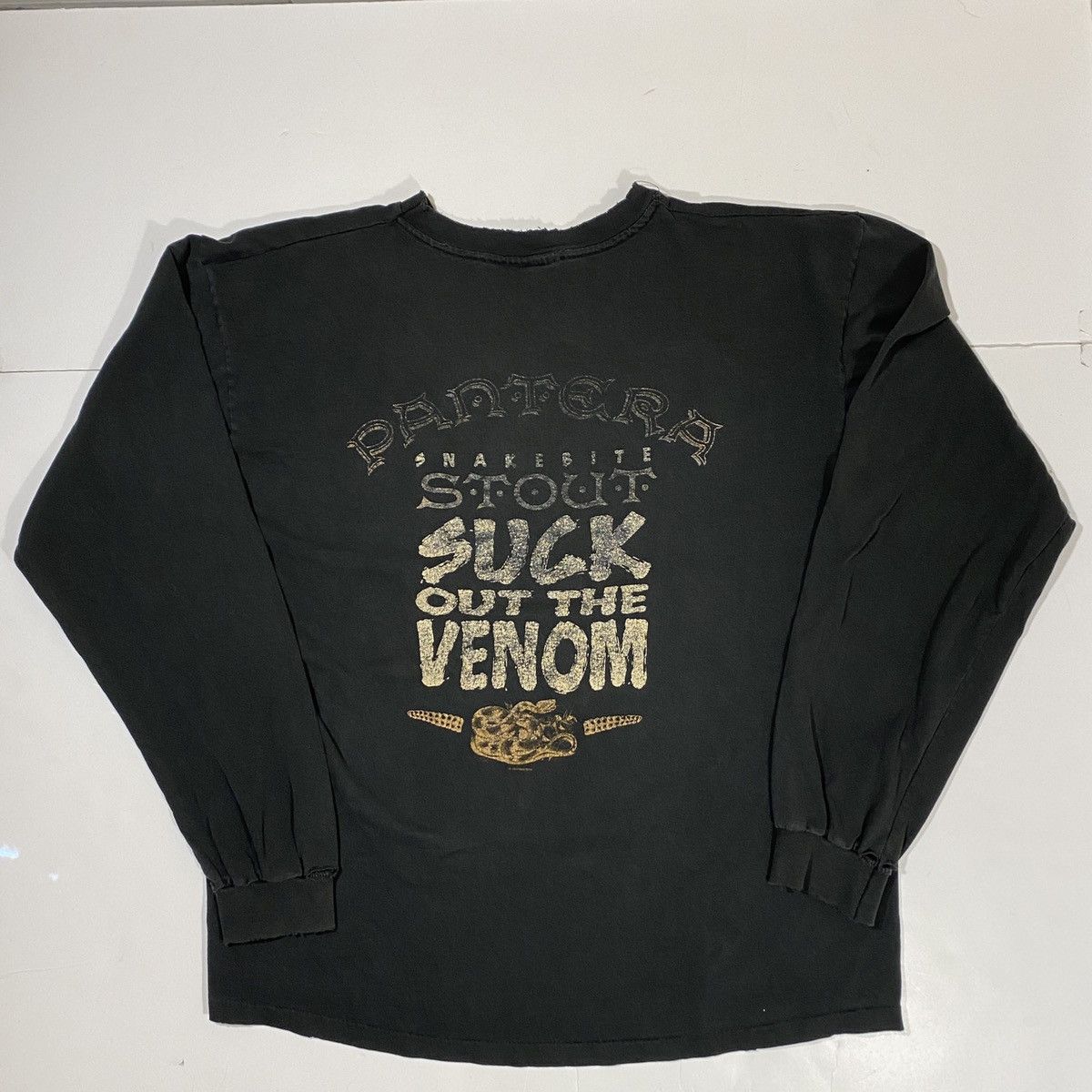 Band Tees × Vintage 97’ Pantera Snakebite Stout Longsleeve Tee Size US L / EU 52-54 / 3 - 3 Thumbnail