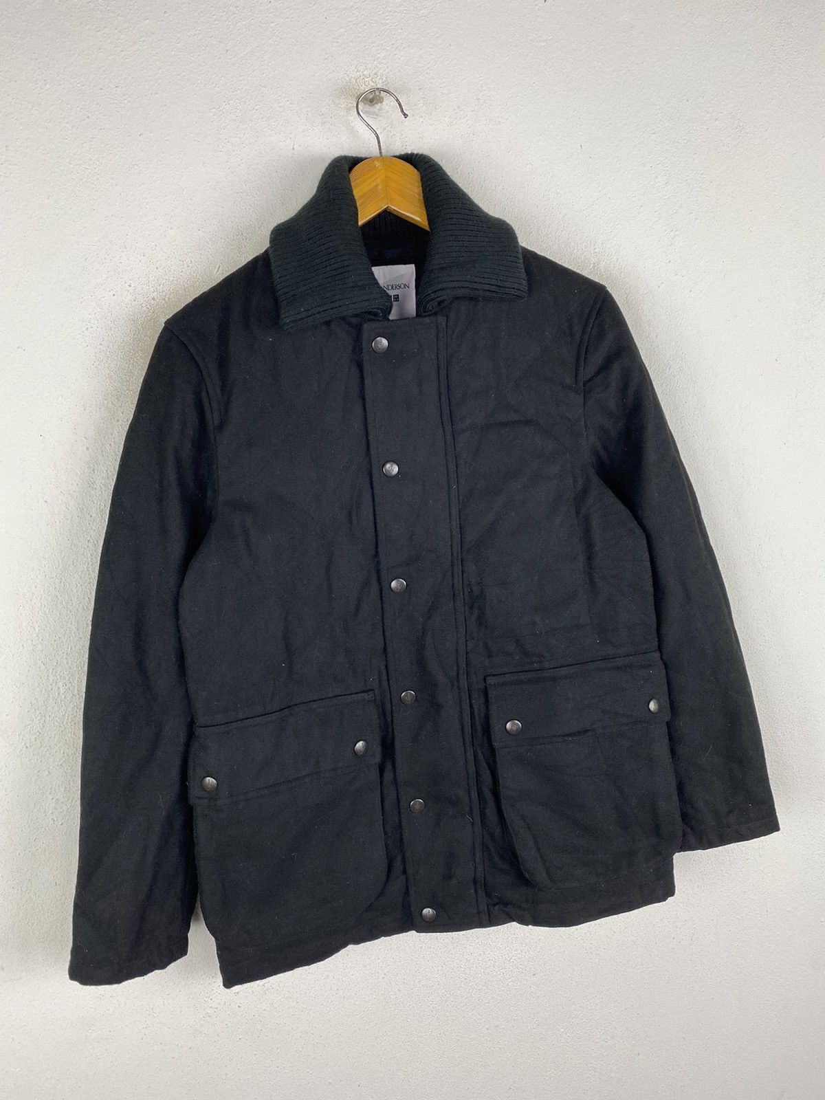 JW Anderson × Uniqlo J.W. Anderson x Uniqlo Black Quilted Jacket - Classic Size US S / EU 44-46 / 1 - 2 Thumbnail