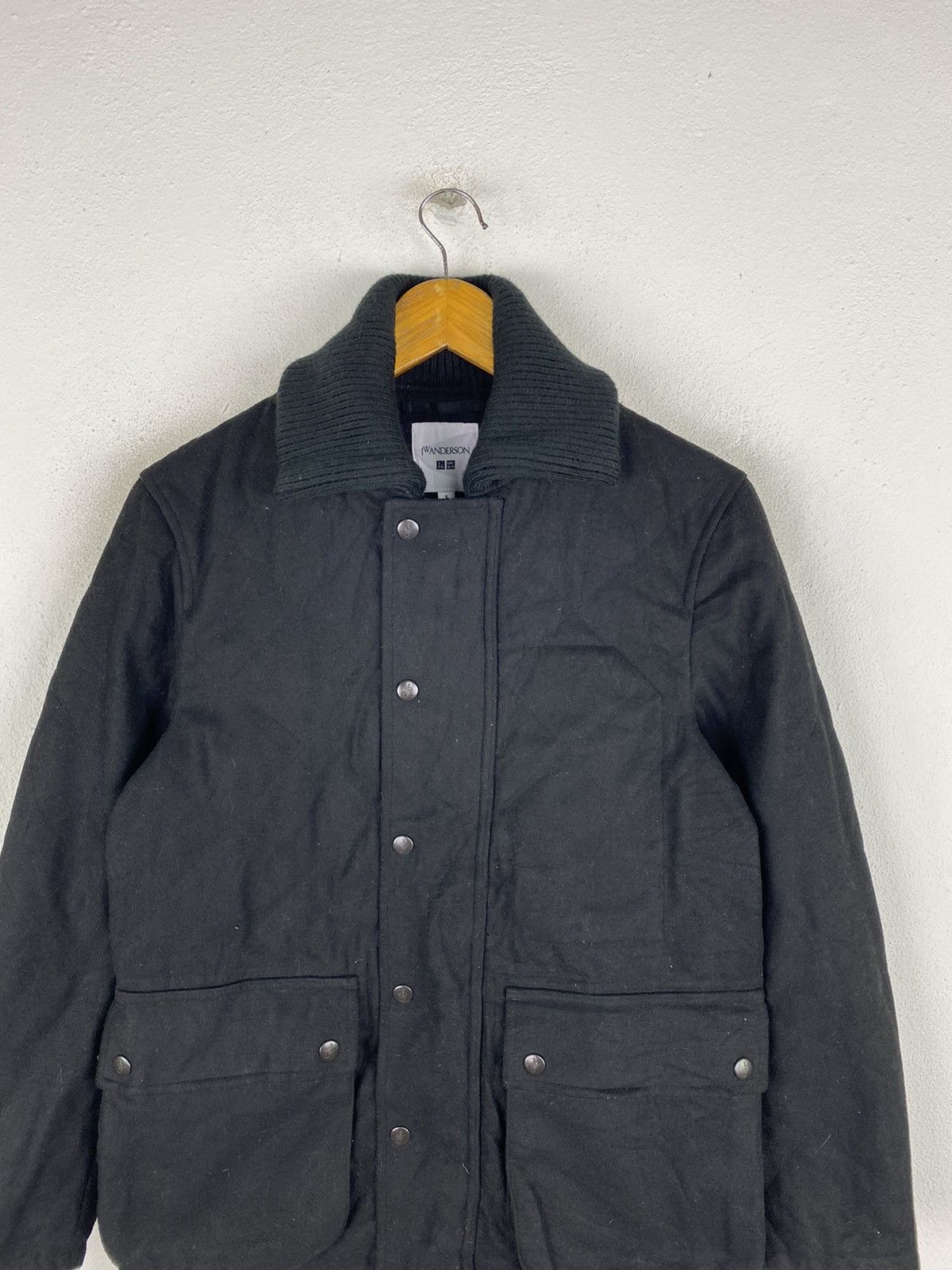 JW Anderson × Uniqlo J.W. Anderson x Uniqlo Black Quilted Jacket - Classic Size US S / EU 44-46 / 1 - 5 Thumbnail