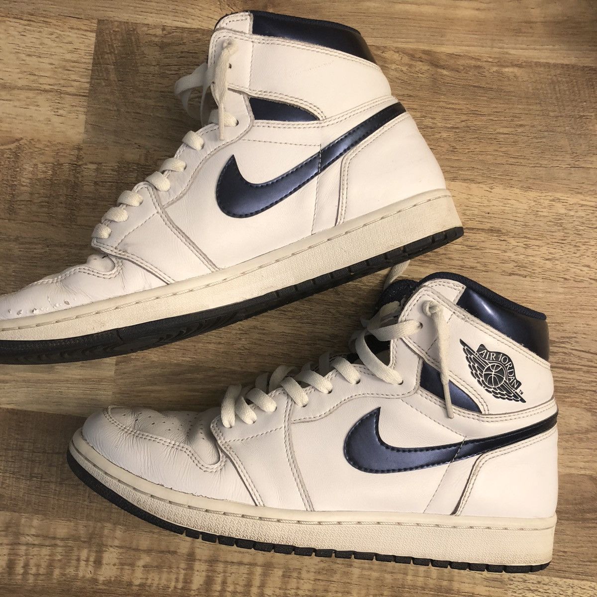 Jordan Brand FINAL DROP: 2016 Air Jordan 1 Retro High OG Metallic Blue Size US 10 / EU 43 - 12 Thumbnail