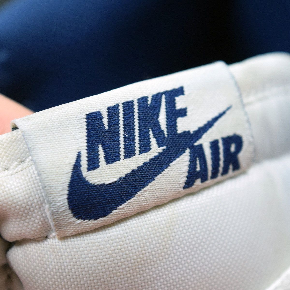 Jordan Brand FINAL DROP: 2016 Air Jordan 1 Retro High OG Metallic Blue Size US 10 / EU 43 - 8 Thumbnail