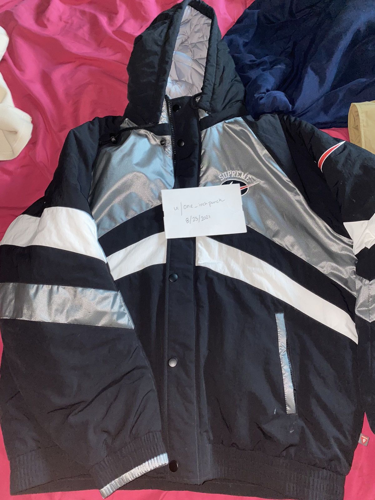 Supreme 2019 SS Supreme Nike Hooded Sport Jacket Silver